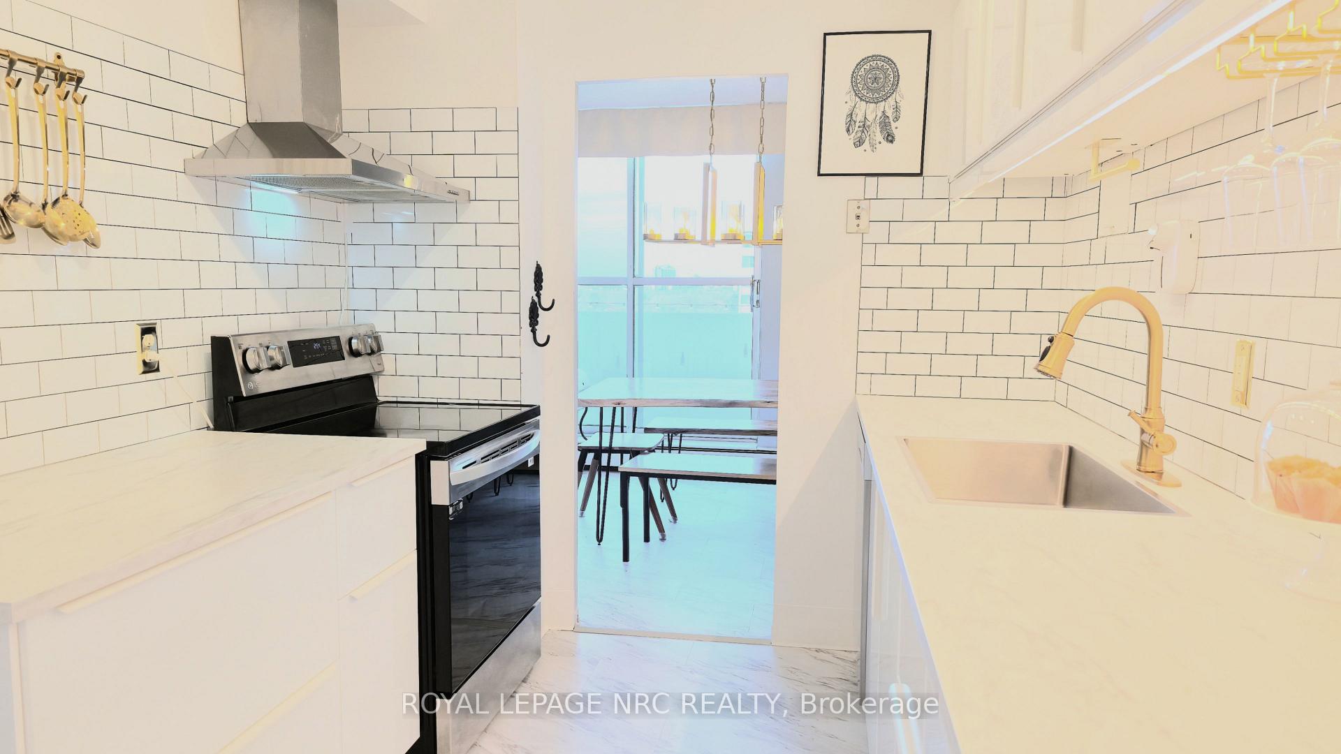 Photo 5 of Unit 1108, 35 Towering Heights Boulevard, St. Catharines, Glendale/Glenridge — HOMEH