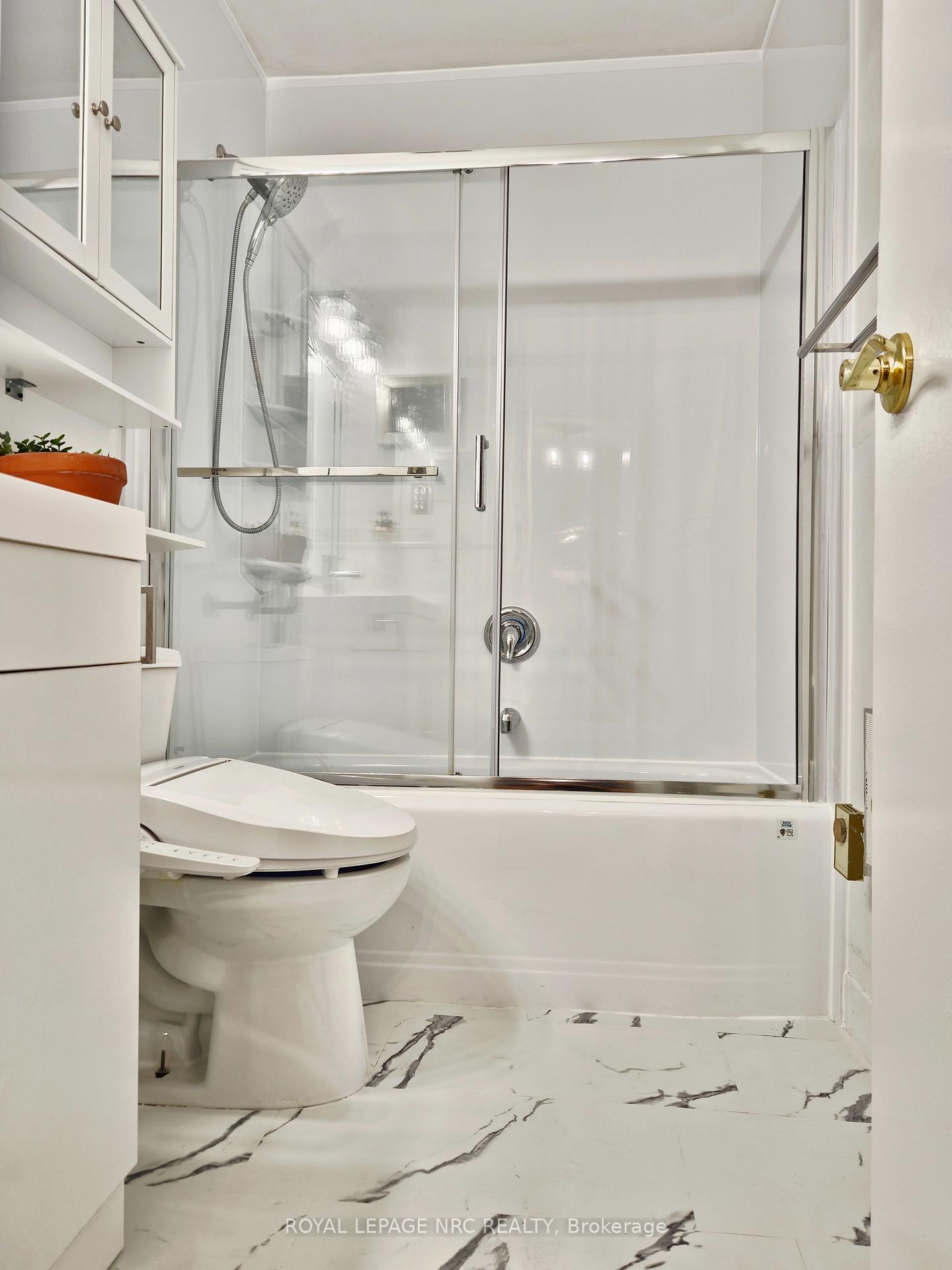 Photo 13 of Unit 1108, 35 Towering Heights Boulevard, St. Catharines, Glendale/Glenridge — HOMEH