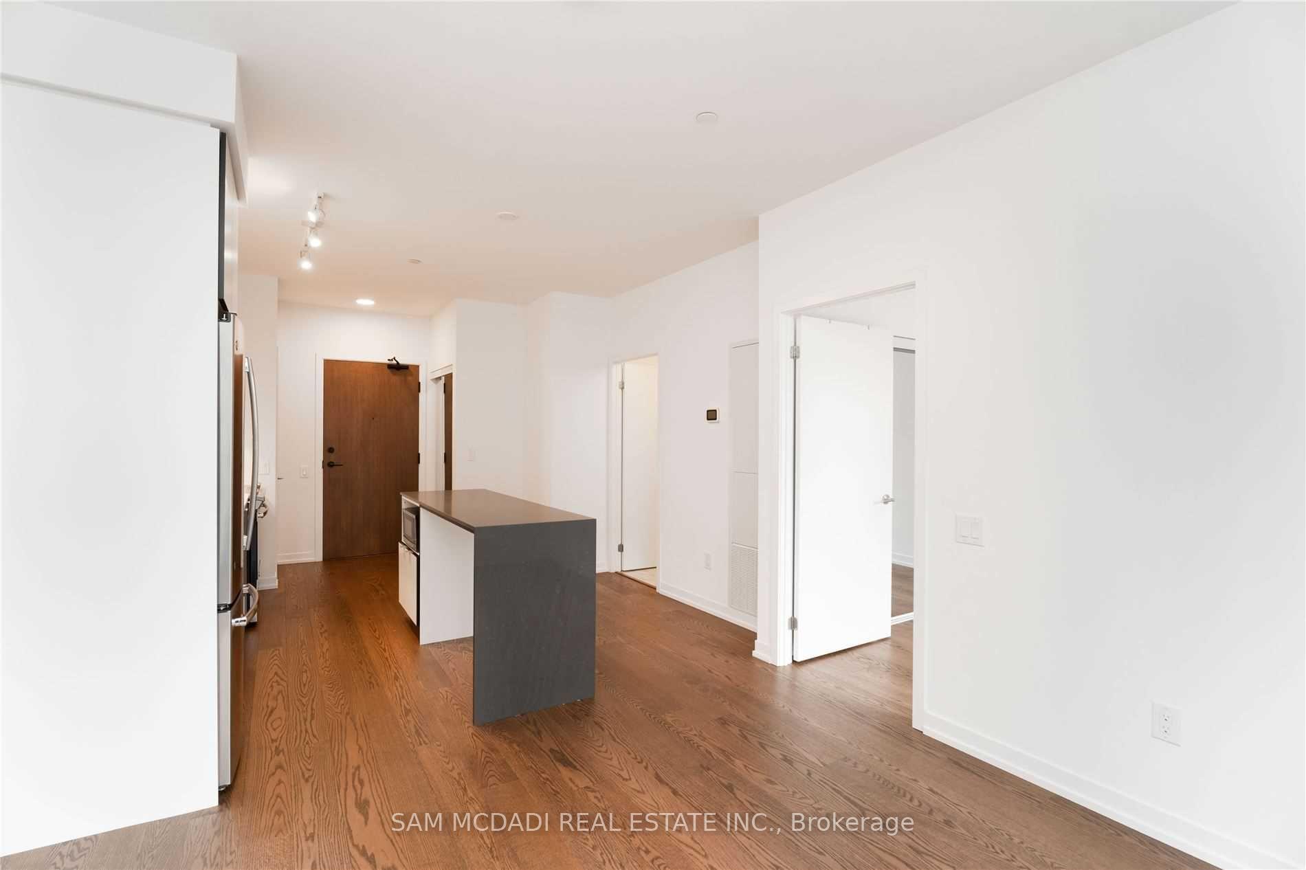 Photo 11 of Unit 514, 4065 Confederation Parkway, Mississauga, City Centre — HOMEH