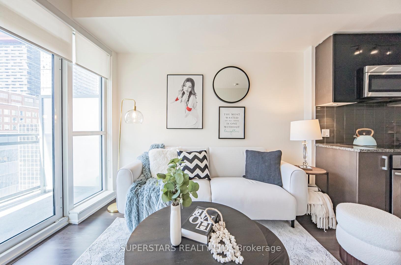 Photo 9 of Unit 801, 89 Dunfield Avenue, Toronto, Mount Pleasant West — HOMEH