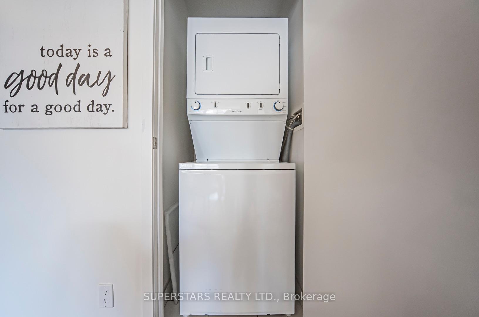 Photo 16 of Unit 801, 89 Dunfield Avenue, Toronto, Mount Pleasant West — HOMEH