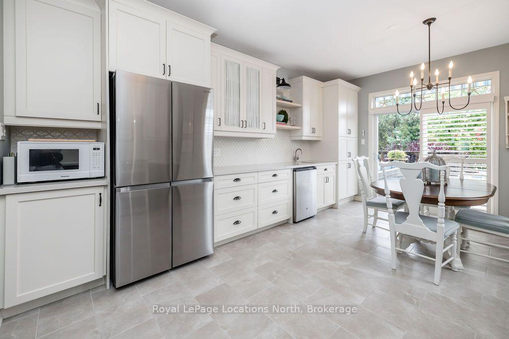 Photo 12 of 51 Christy Drive, Wasaga Beach — HOMEH