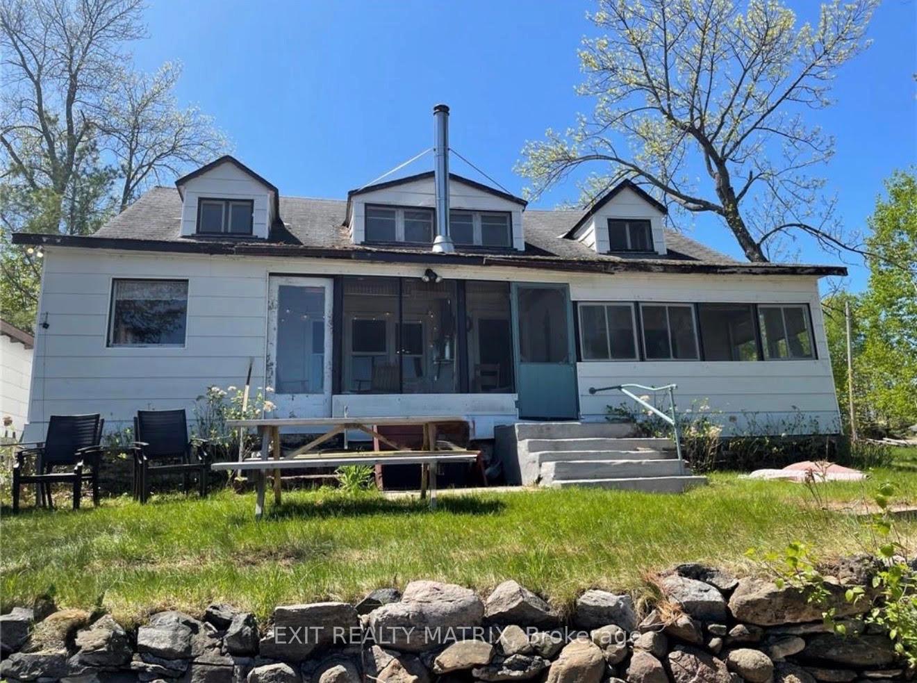 Photo 2 of 768 Forest Park Road, Laurentian Valley, Laurentian Valley — HOMEH