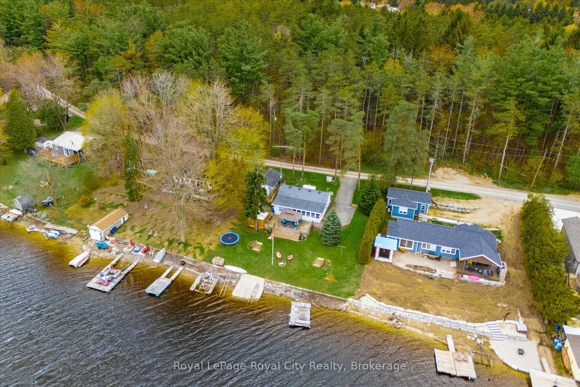 Photo 3 of 335 Third Street, Centre Wellington, Belwood — HOMEH