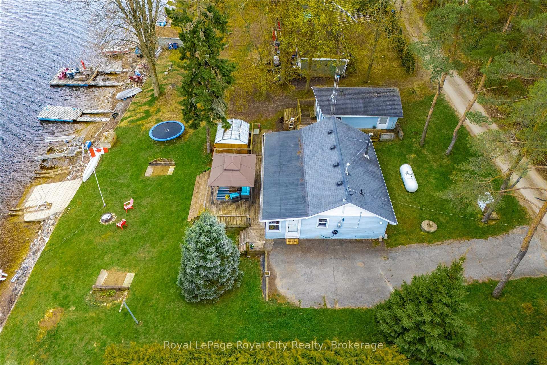 Photo 5 of 335 Third Street, Centre Wellington, Belwood — HOMEH