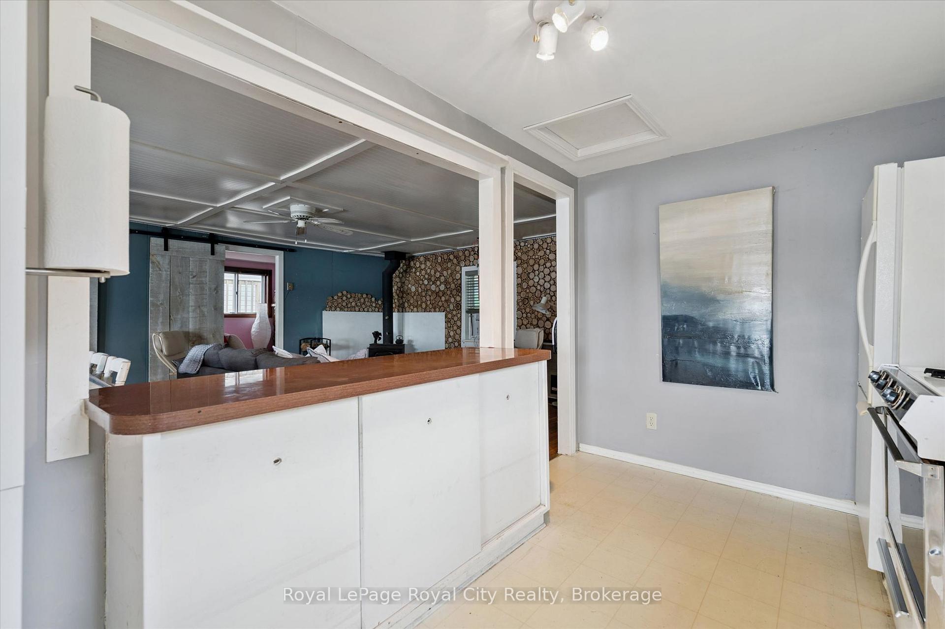 Photo 11 of 335 Third Street, Centre Wellington, Belwood — HOMEH