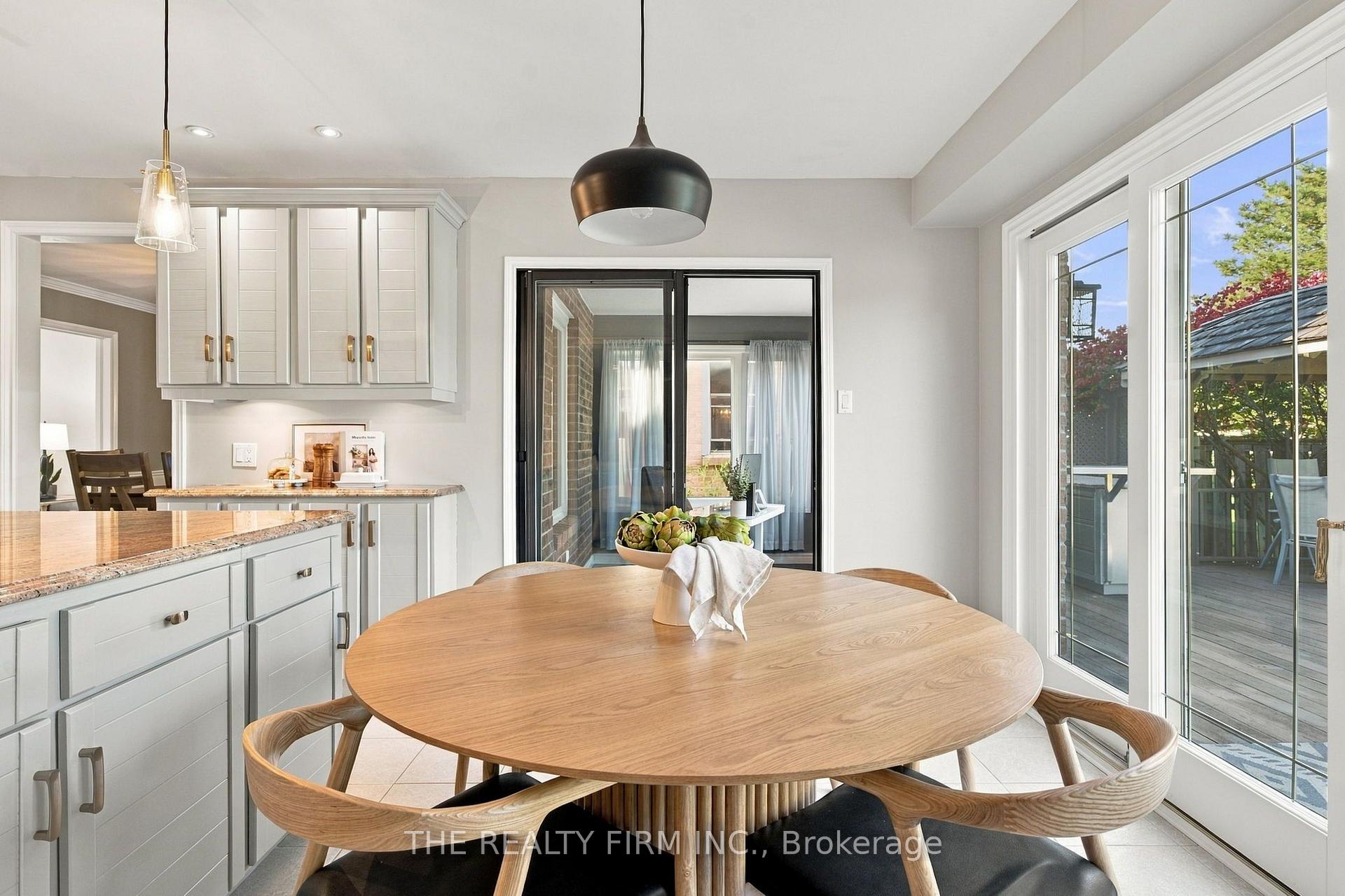 Photo 13 of 43 Fairlane Crescent, London, South K — HOMEH