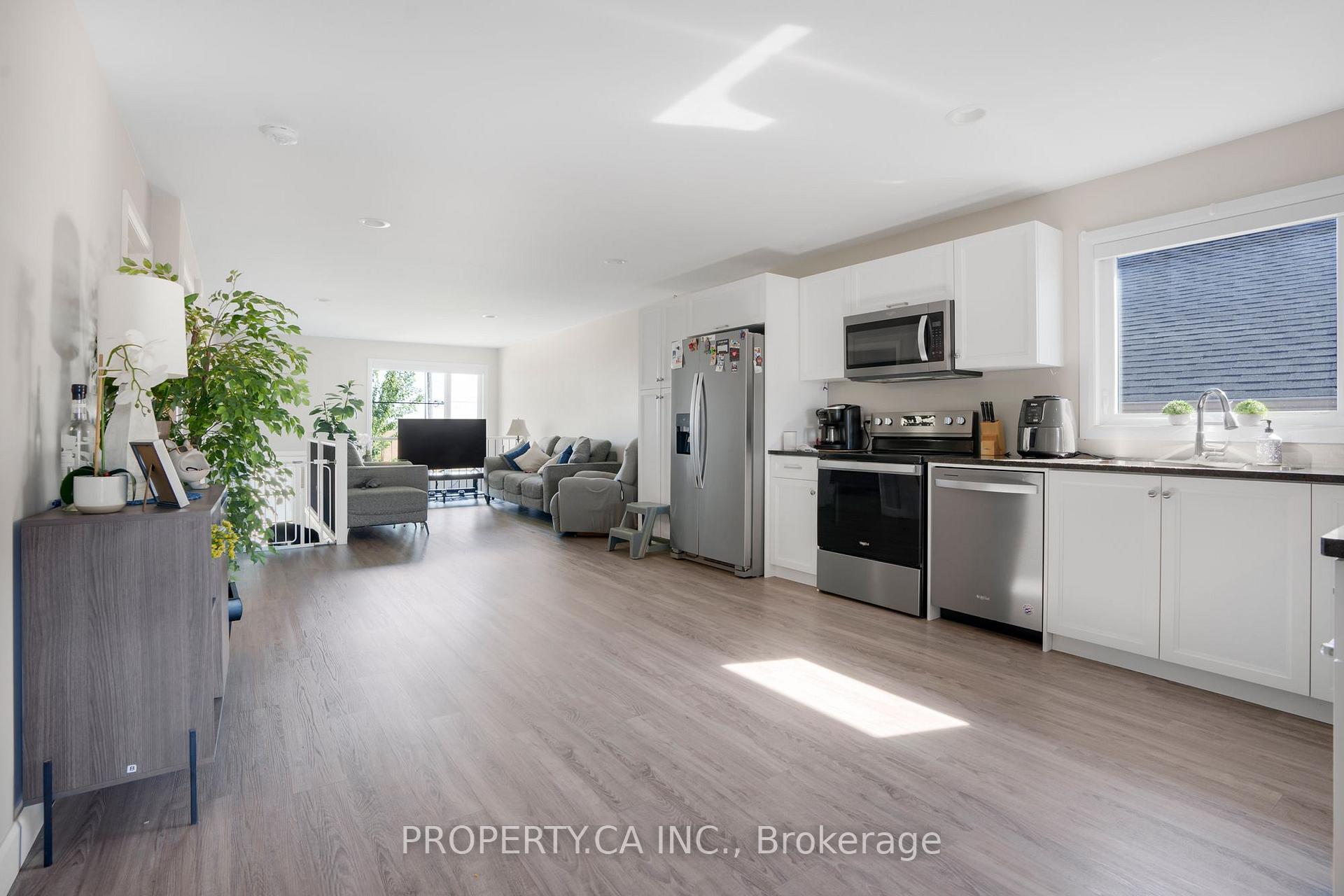 Photo 6 of 149 Howard Road, Chatham-Kent, Chatham — HOMEH