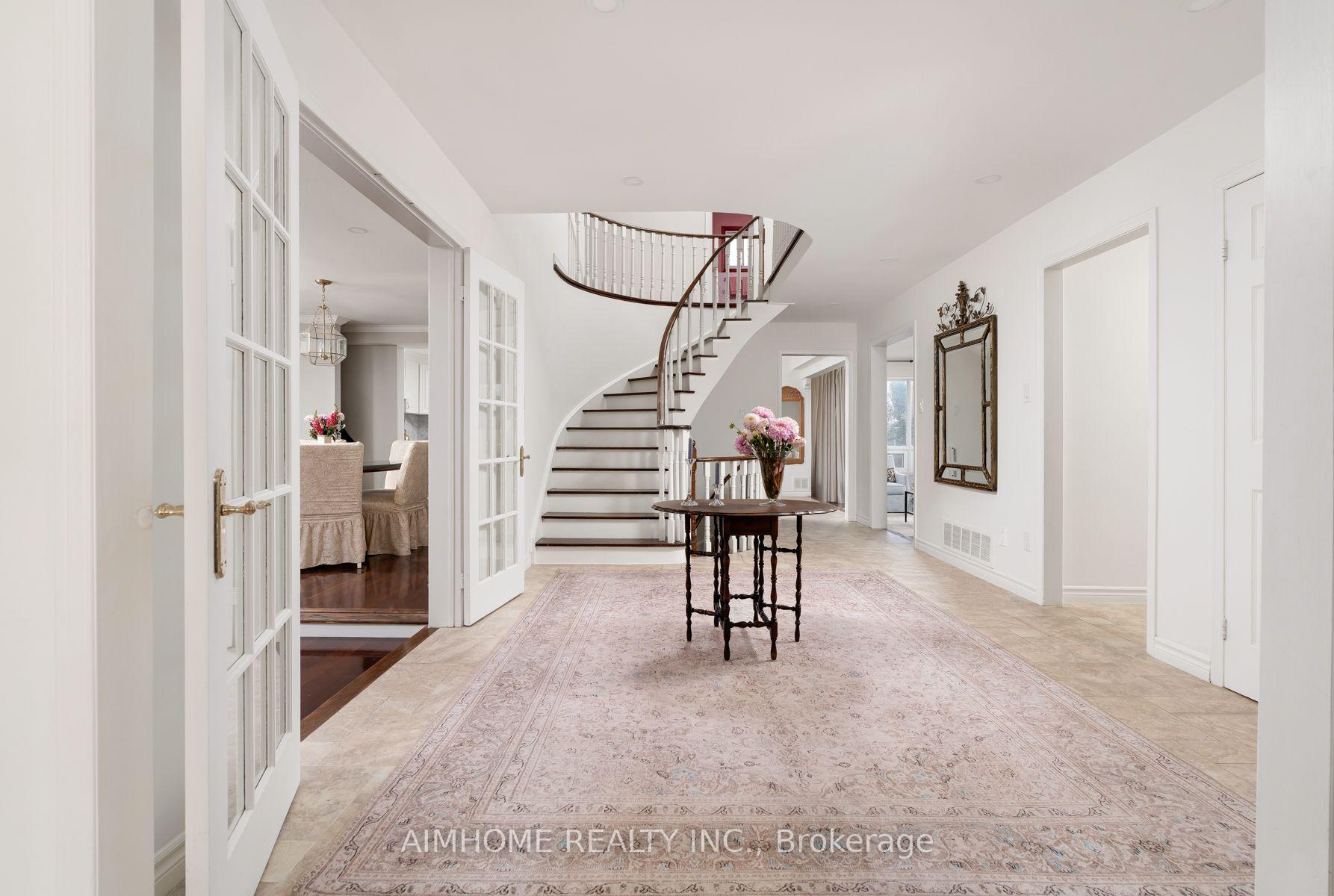 Photo 3 of 11 Carpenter Court, Markham, Raymerville — HOMEH