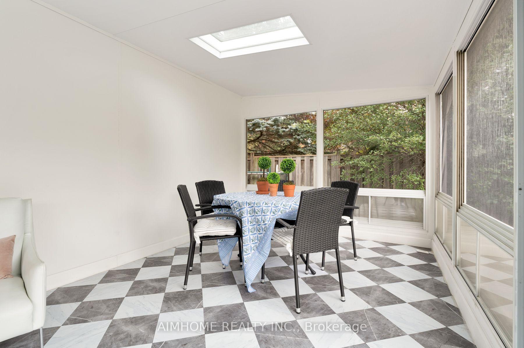 Photo 37 of 11 Carpenter Court, Markham, Raymerville — HOMEH