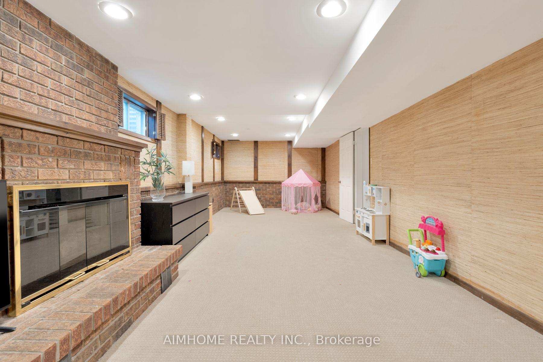 Photo 41 of 11 Carpenter Court, Markham, Raymerville — HOMEH