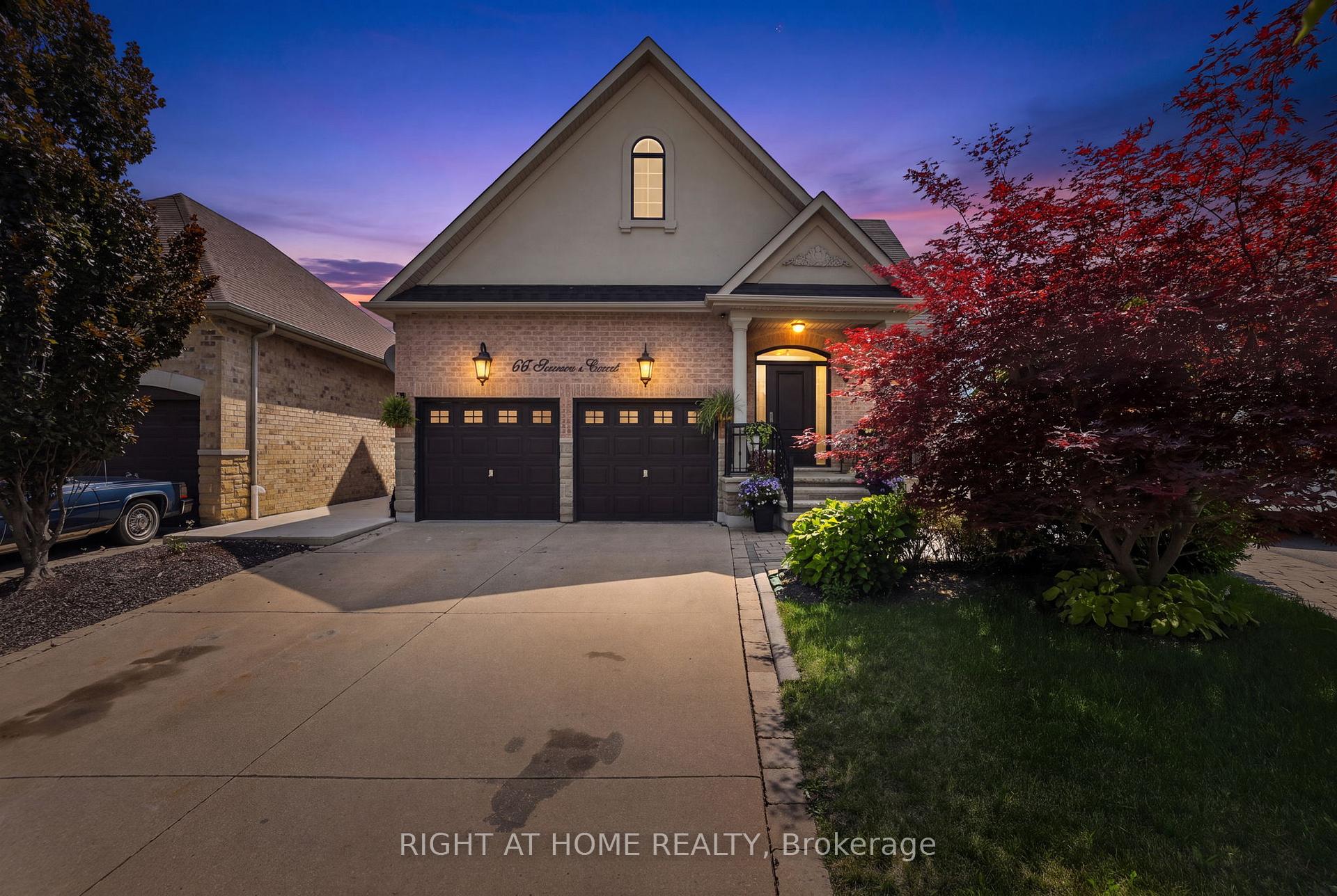 Photo 2 of 66 Sanremo Court, Vaughan, West Woodbridge — HOMEH