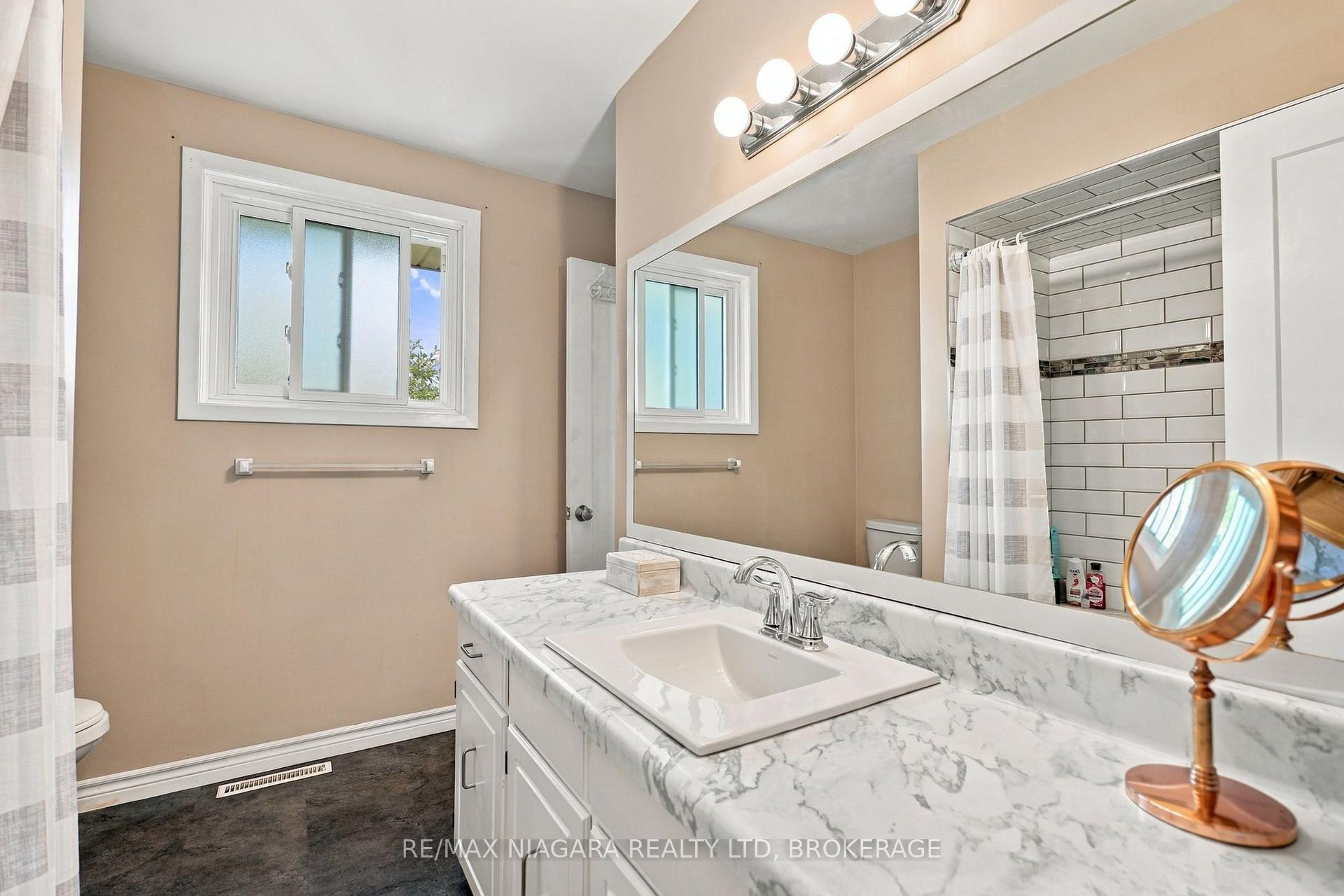 Photo 18 of 13 Chatham Road, St. Catharines, Carlton/Bunting — HOMEH