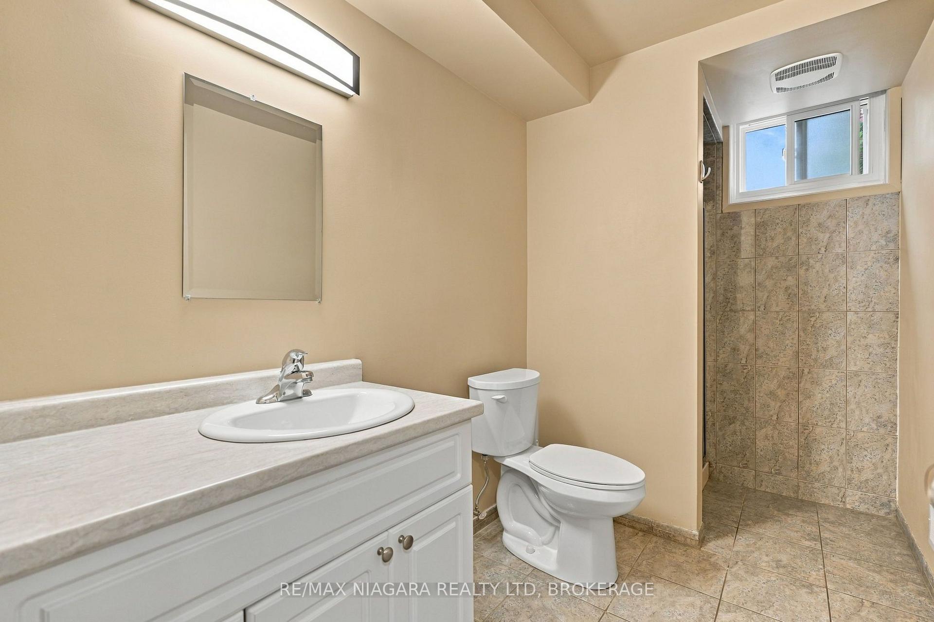 Photo 23 of 13 Chatham Road, St. Catharines, Carlton/Bunting — HOMEH