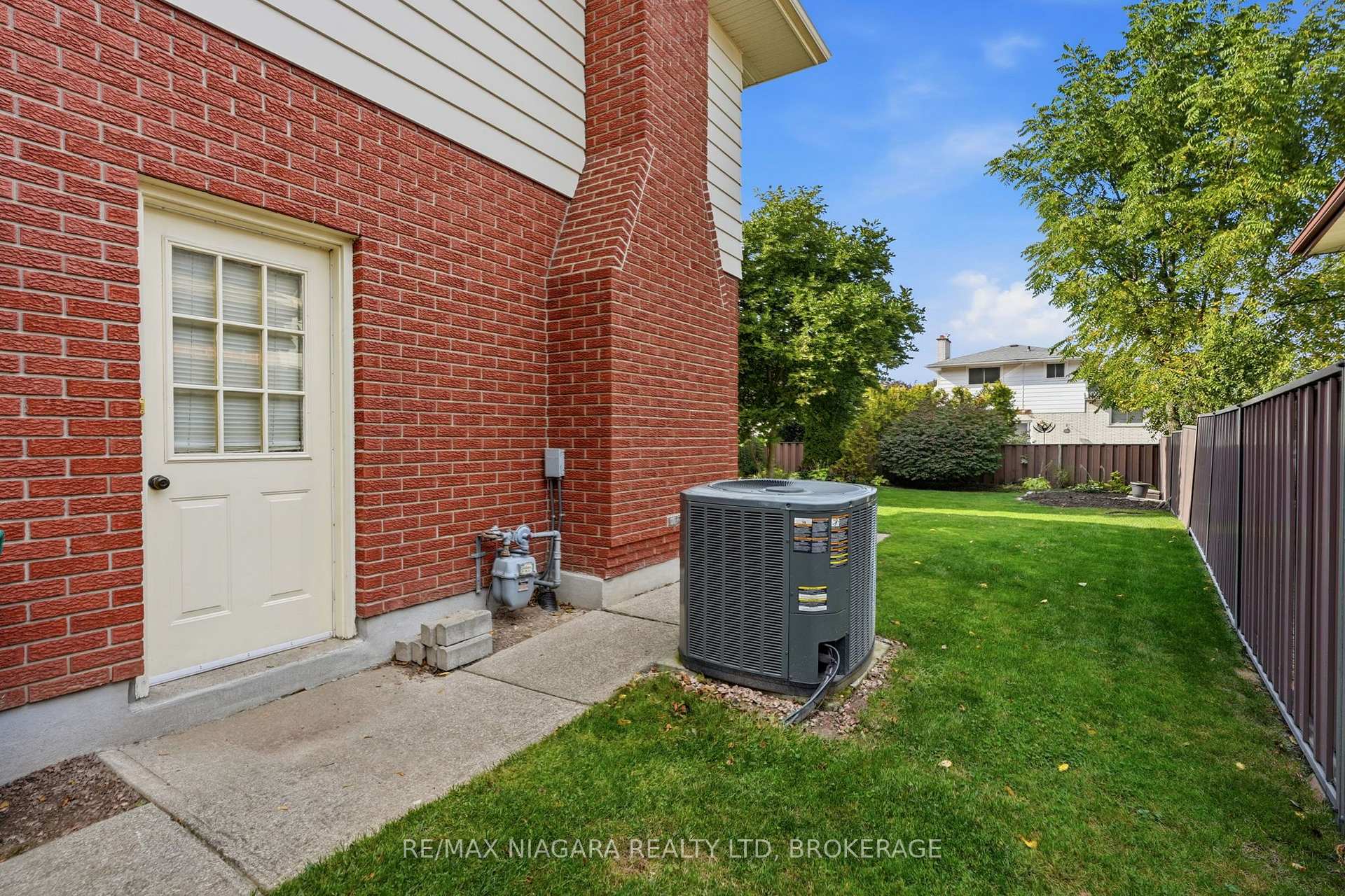 Photo 32 of 13 Chatham Road, St. Catharines, Carlton/Bunting — HOMEH
