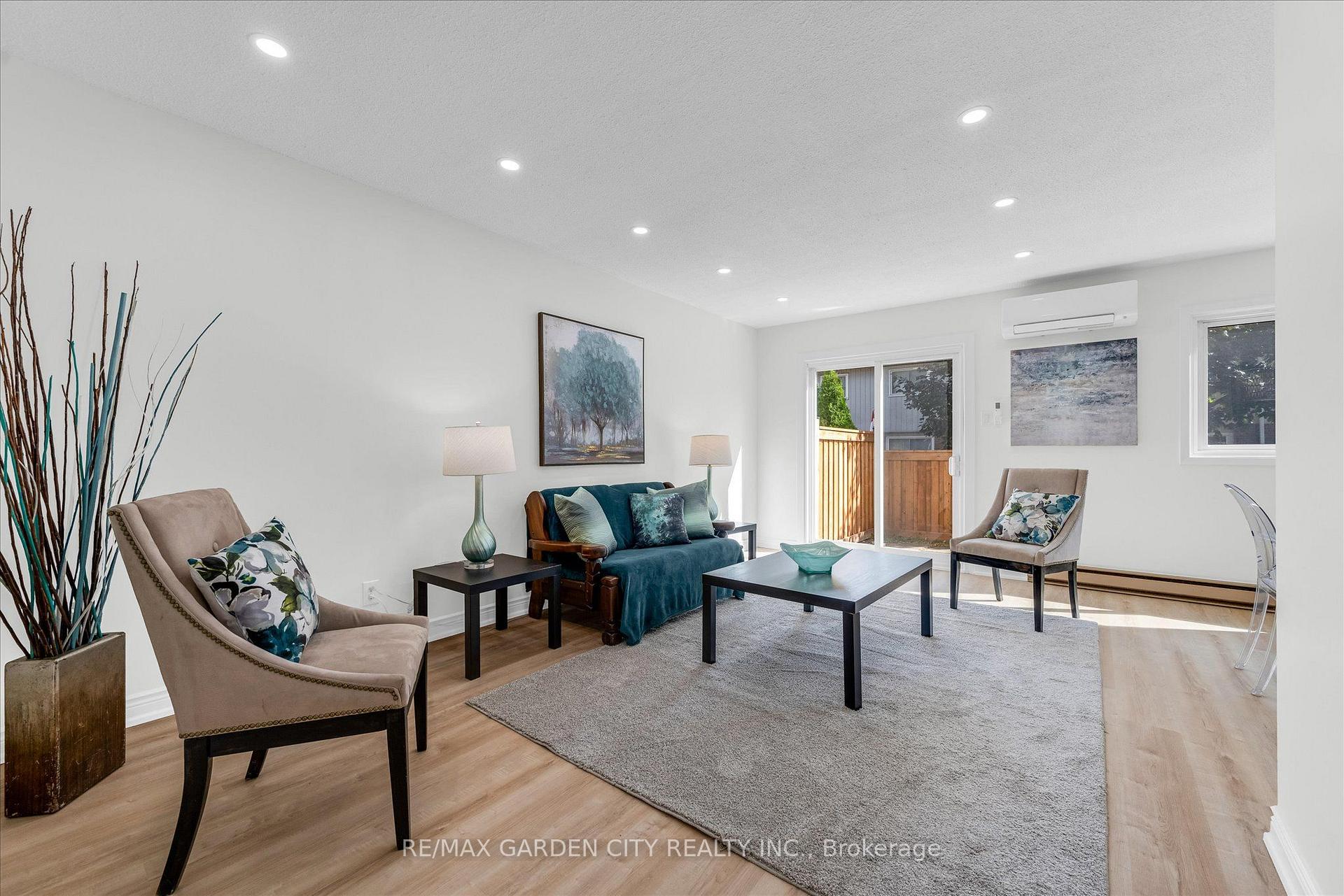 Photo 8 of Unit 82, 5045 Pinedale Avenue, Burlington, Appleby — HOMEH