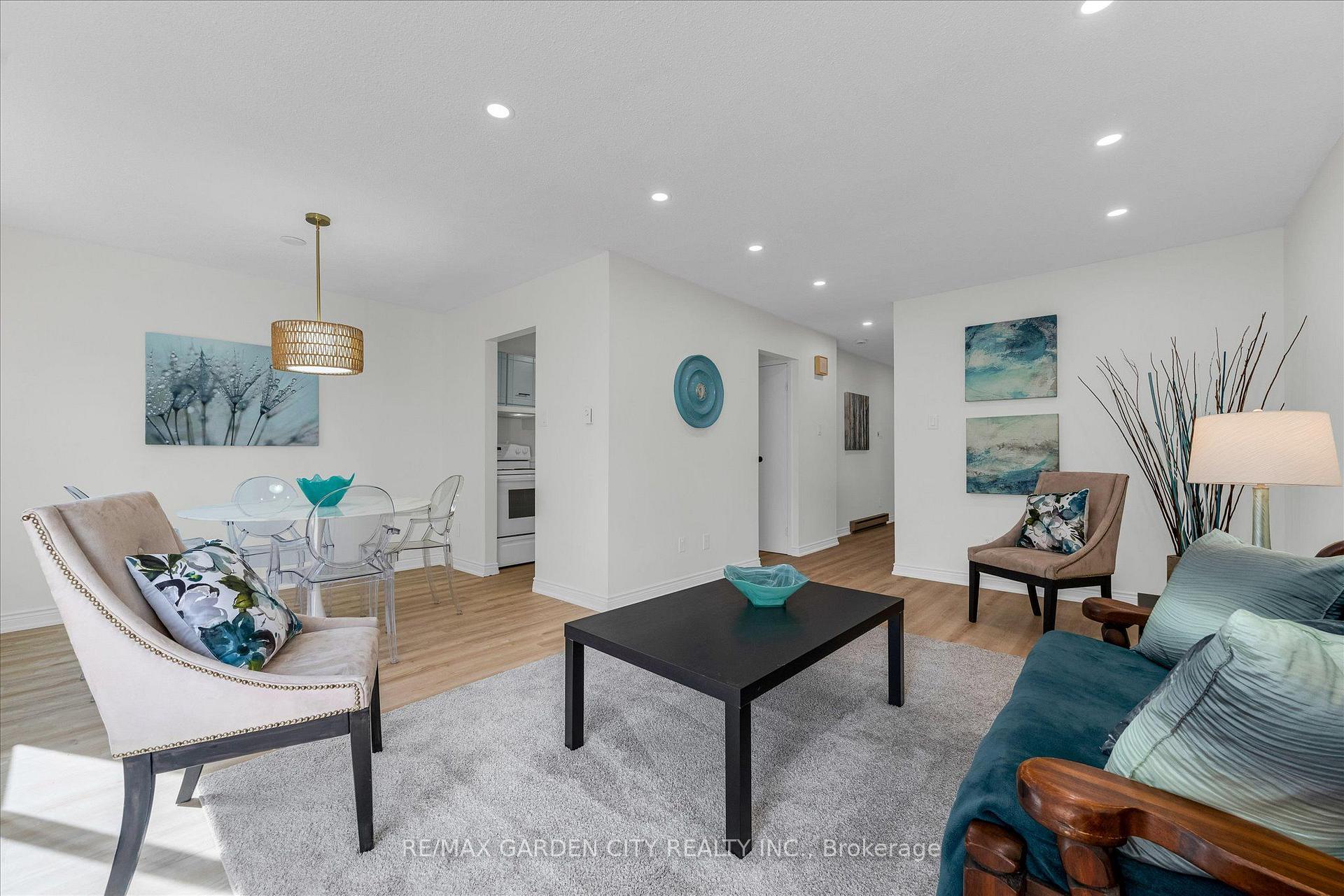 Photo 10 of Unit 82, 5045 Pinedale Avenue, Burlington, Appleby — HOMEH