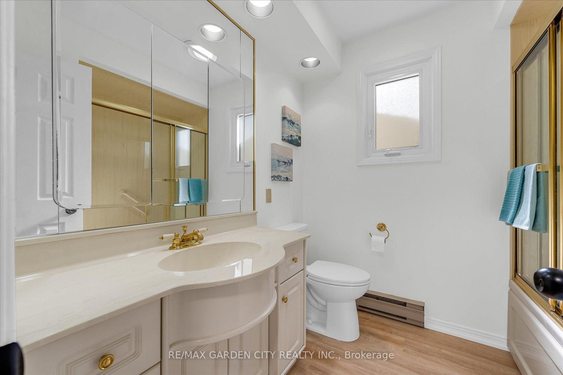 Photo 19 of Unit 82, 5045 Pinedale Avenue, Burlington, Appleby — HOMEH