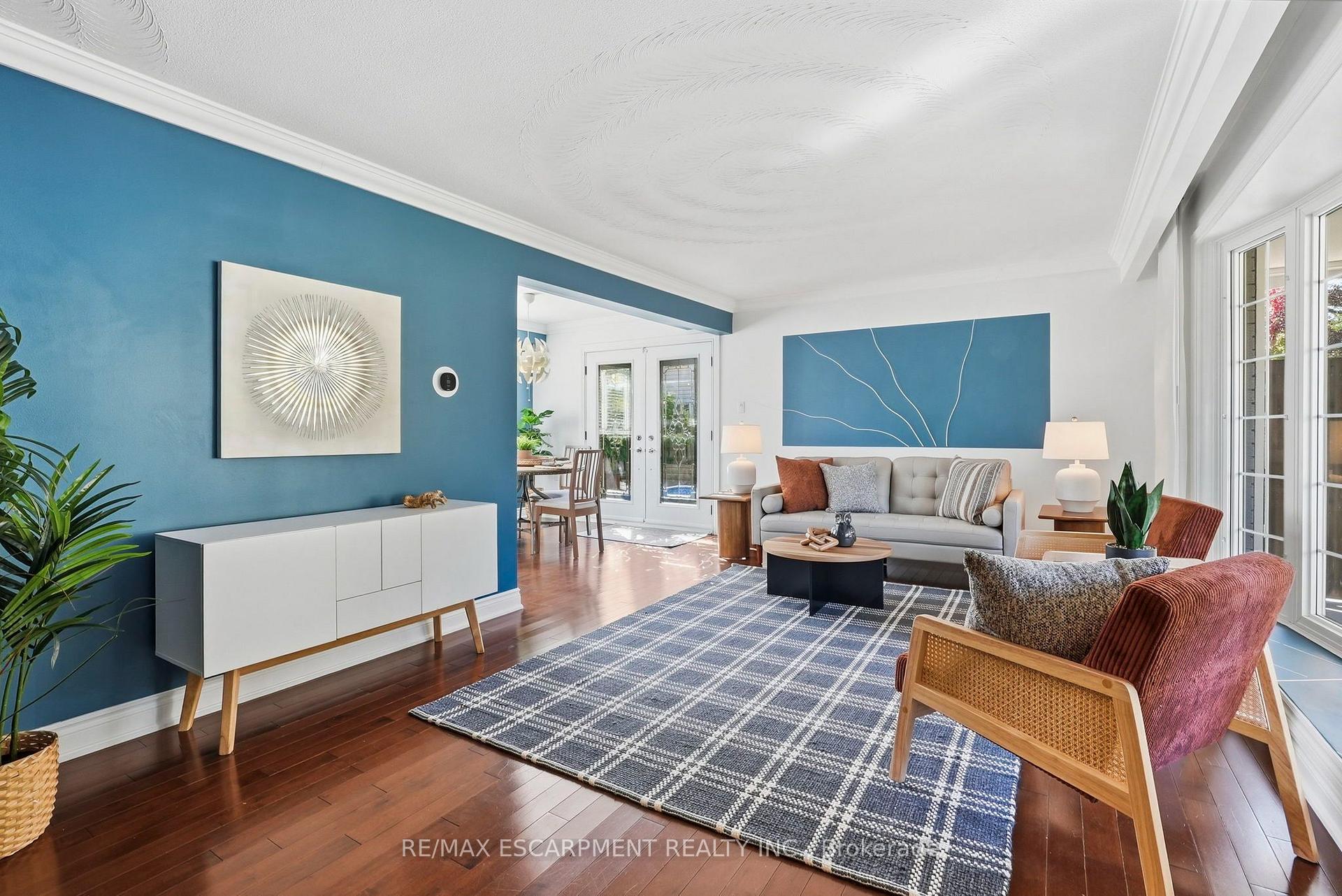 Photo 11 of 66 Skyline Drive, Hamilton, Dundas — HOMEH
