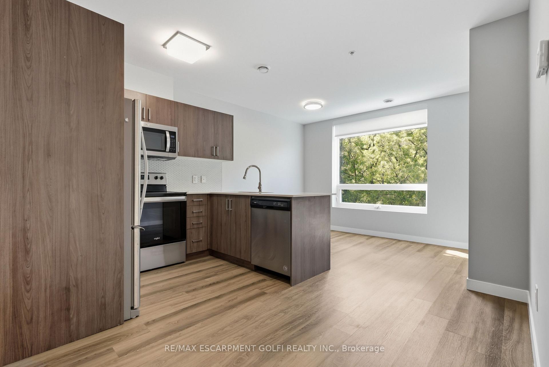 Photo 5 of Unit 502, 455 Charlton Avenue E, Hamilton, Stinson — HOMEH