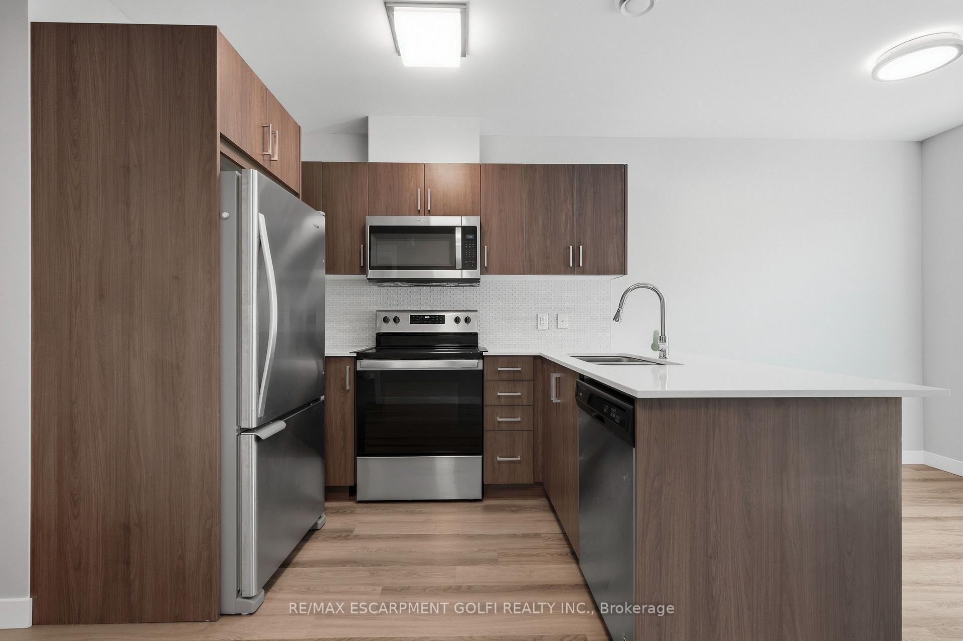 Photo 6 of Unit 502, 455 Charlton Avenue E, Hamilton, Stinson — HOMEH