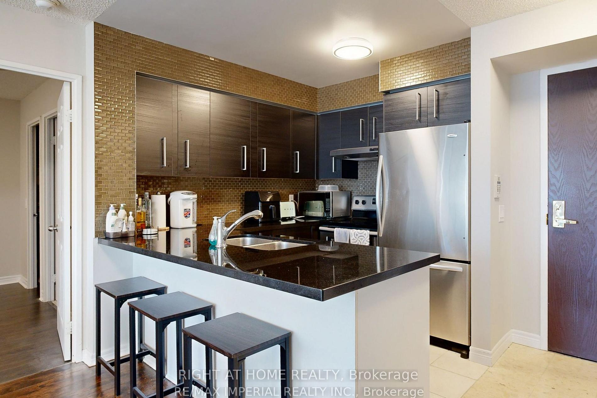 Photo 9 of Unit 1507, 18 Parkview Avenue, North York, Willowdale East — HOMEH