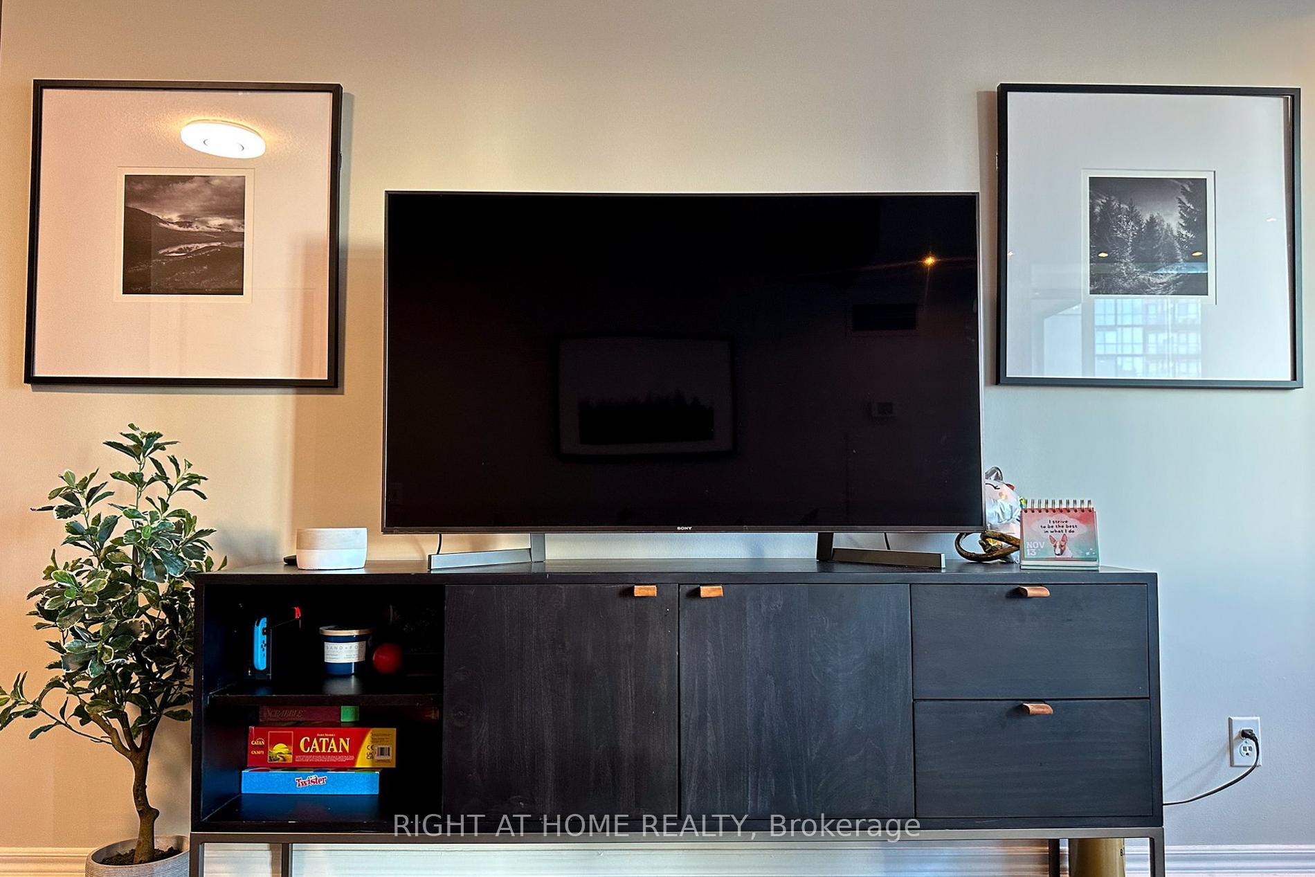 Photo 12 of Unit 1507, 18 Parkview Avenue, North York, Willowdale East — HOMEH