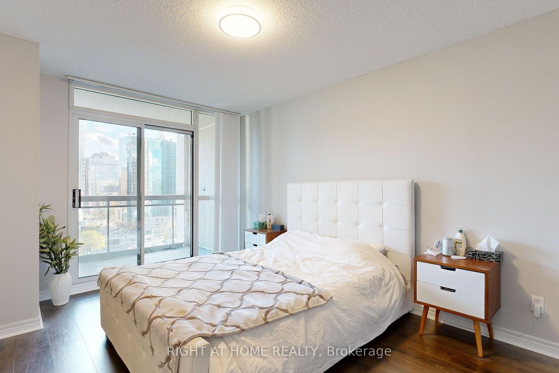 Photo 18 of Unit 1507, 18 Parkview Avenue, North York, Willowdale East — HOMEH