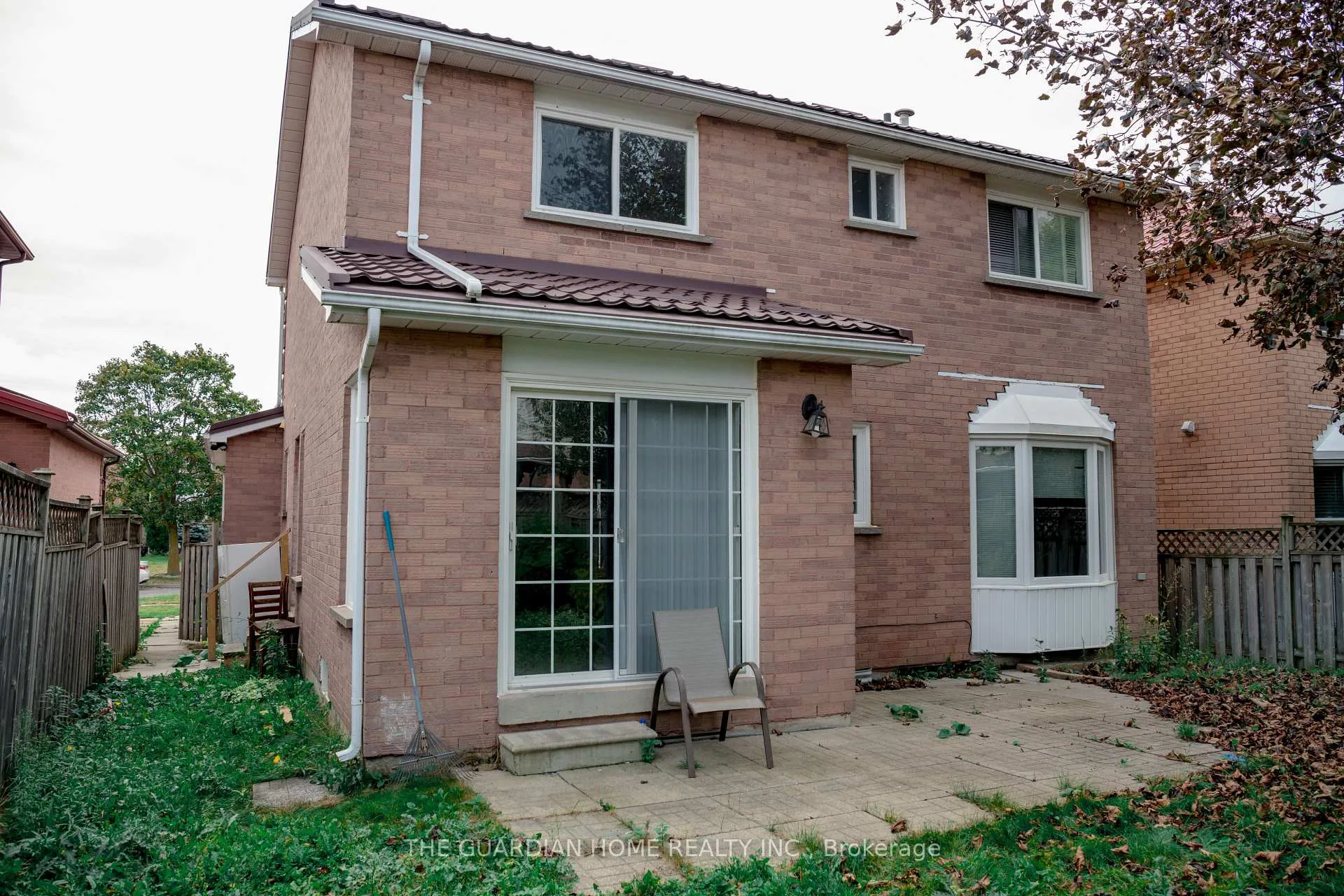 Photo 16 of 11 Burnhope Drive, Brampton, Brampton West — HOMEH