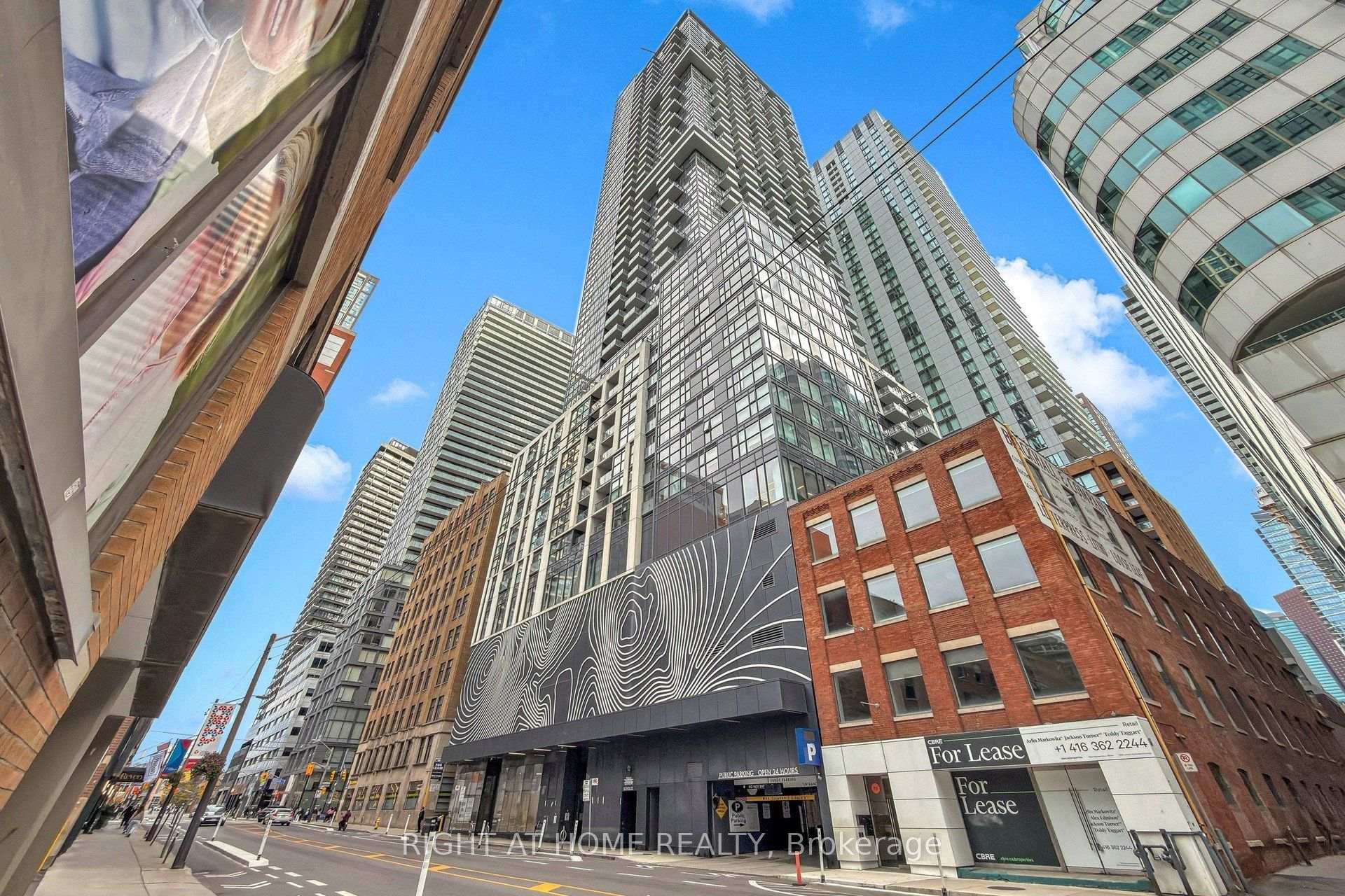 Photo of Unit 1406, 87 Peter Street