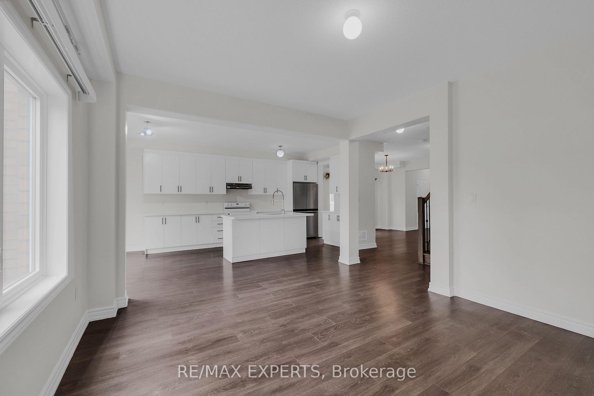 Photo 4 of 157 Tumblewood Centre, Welland, Cooks Mills — HOMEH