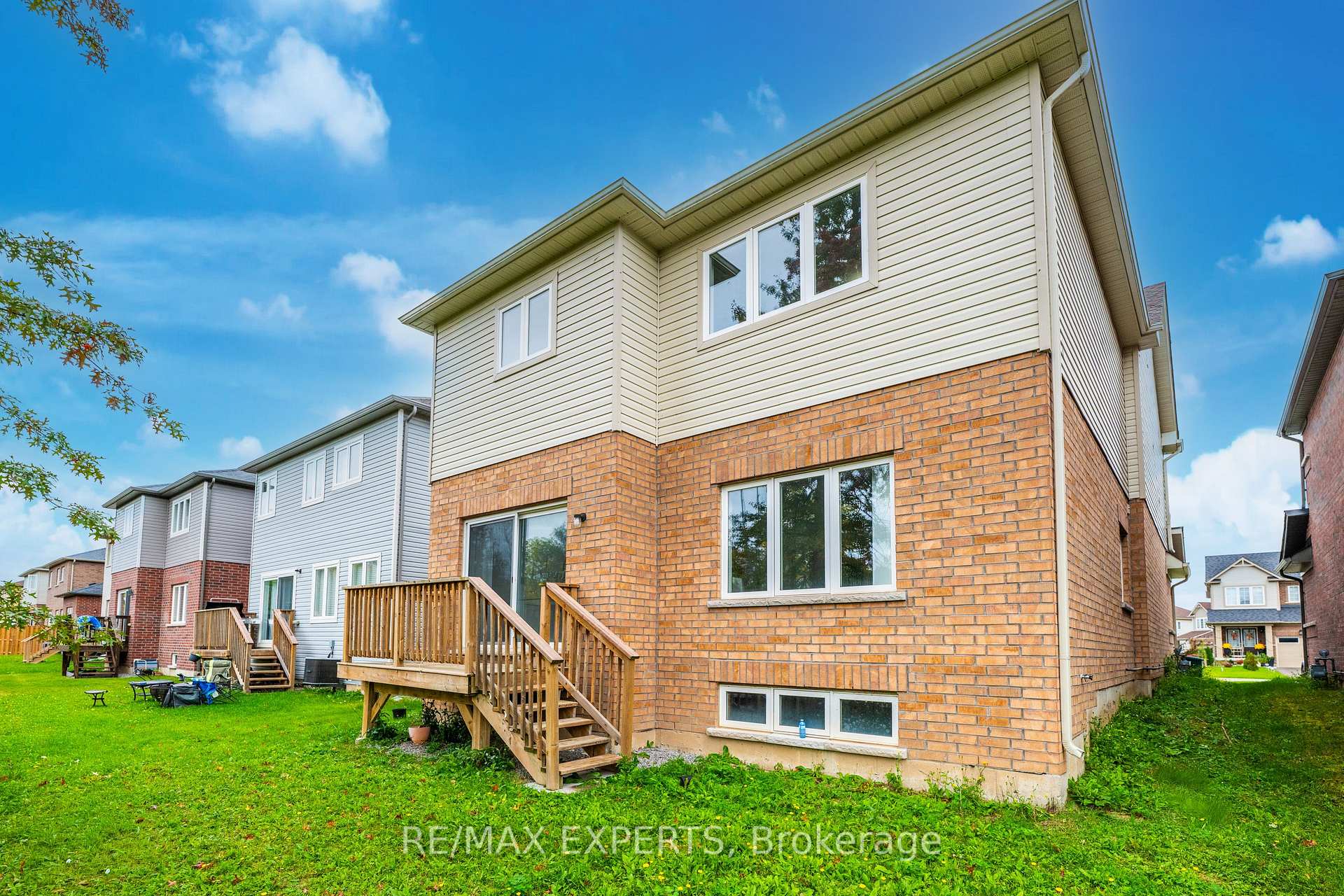 Photo 33 of 157 Tumblewood Centre, Welland, Cooks Mills — HOMEH