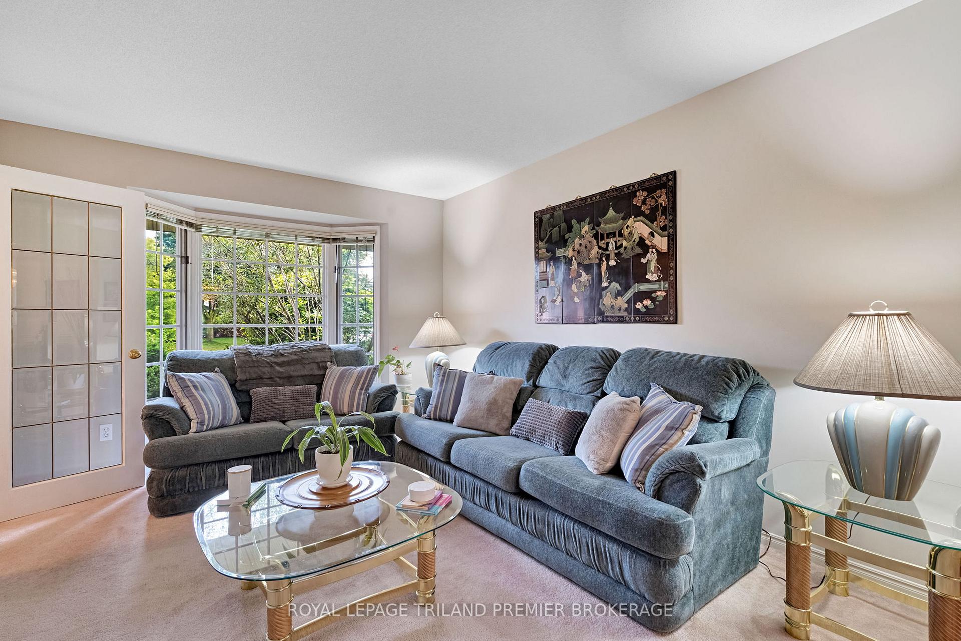 Photo 7 of 74 Napoleon Drive, London, East I — HOMEH