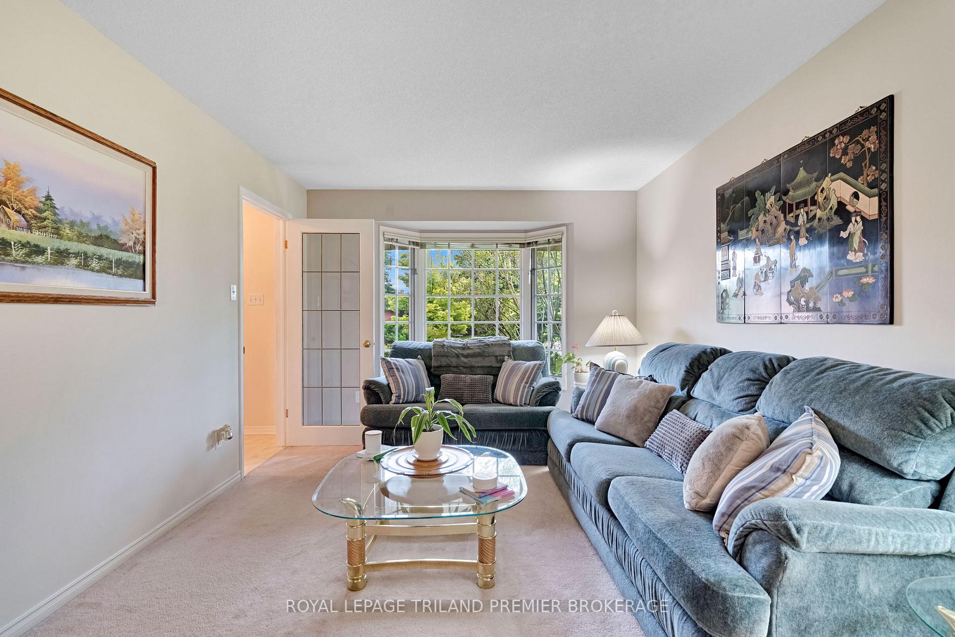 Photo 8 of 74 Napoleon Drive, London, East I — HOMEH