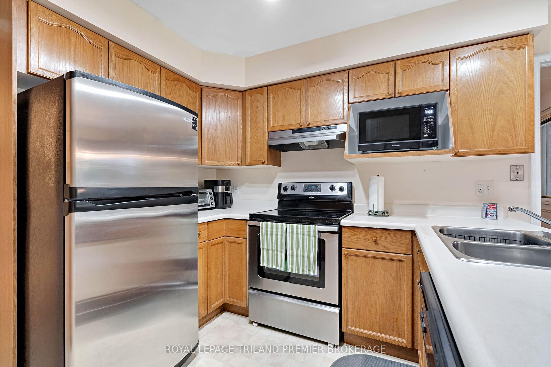 Photo 20 of 74 Napoleon Drive, London, East I — HOMEH