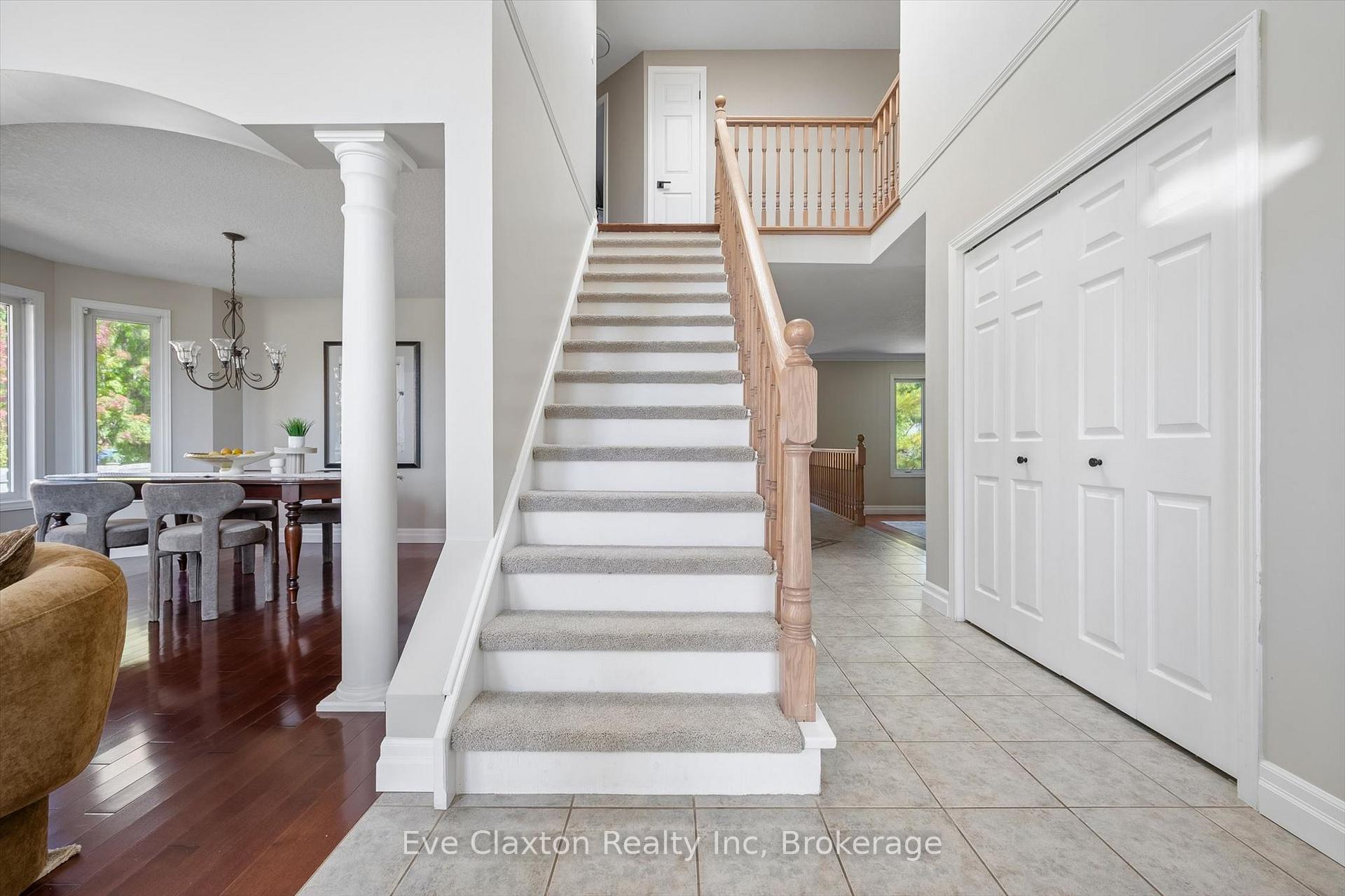 Photo 5 of 25 Amalia Crescent, Guelph, Pineridge/Westminster Woods — HOMEH