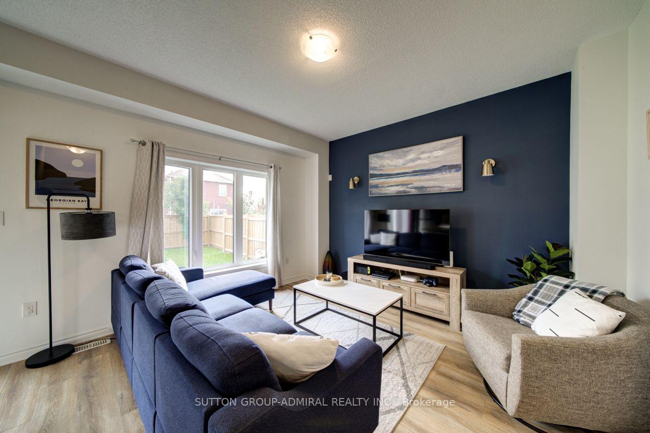 Photo 12 of 8 Catamaran Drive, Wasaga Beach — HOMEH