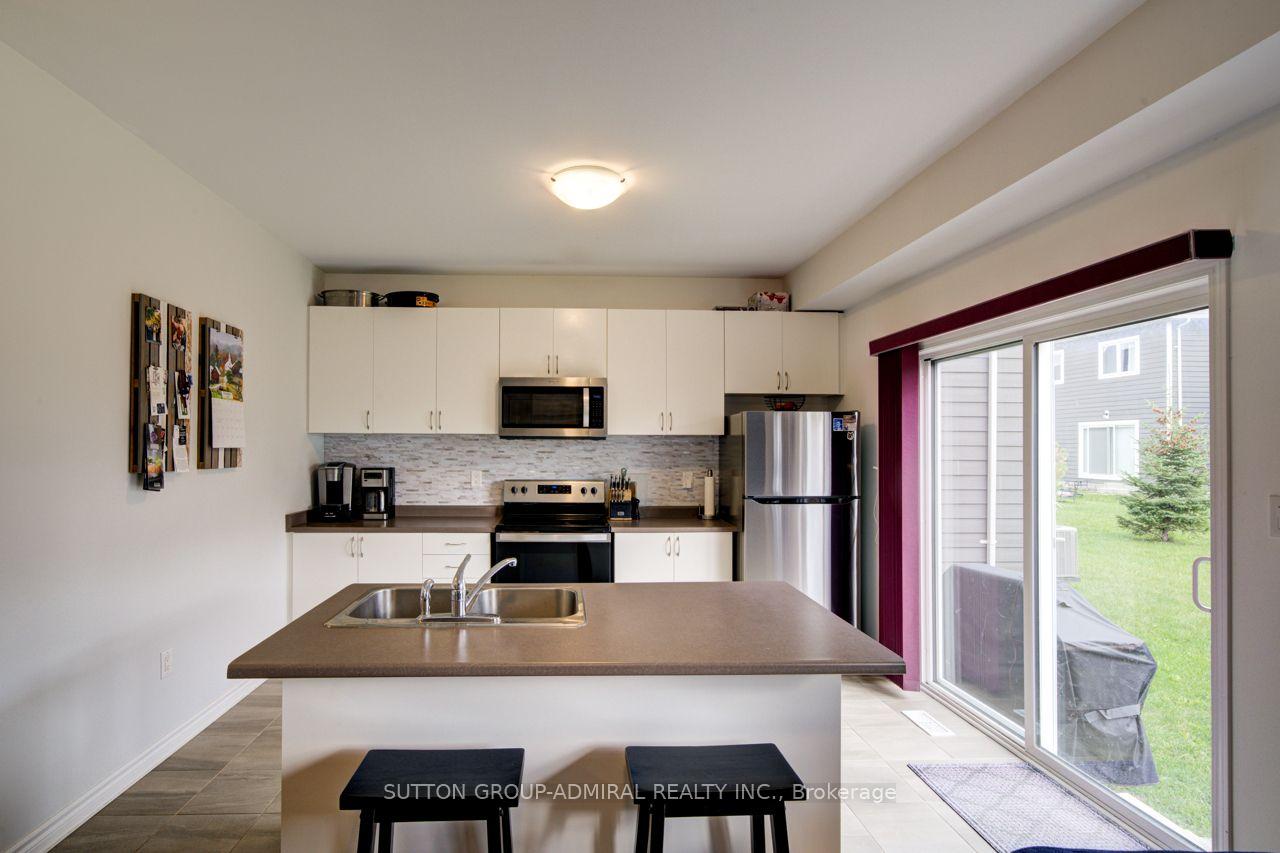 Photo 18 of 8 Catamaran Drive, Wasaga Beach — HOMEH