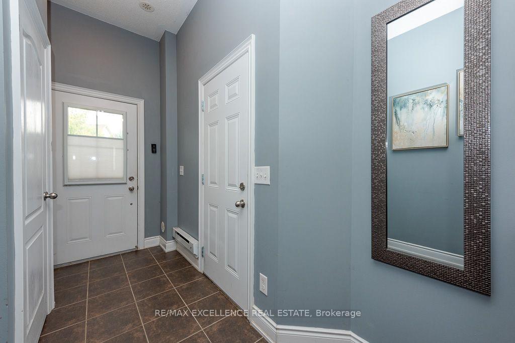 Photo 4 of Unit 84, 110 Cedar Lake Crescent, Brampton, Bram West — HOMEH