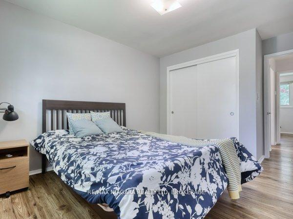 Photo 6 of 80 Pearce Avenue, St. Catharines, Bunting/Linwell — HOMEH