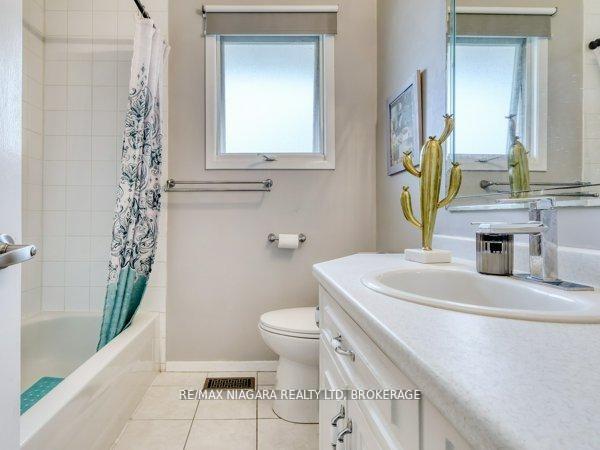 Photo 14 of 80 Pearce Avenue, St. Catharines, Bunting/Linwell — HOMEH