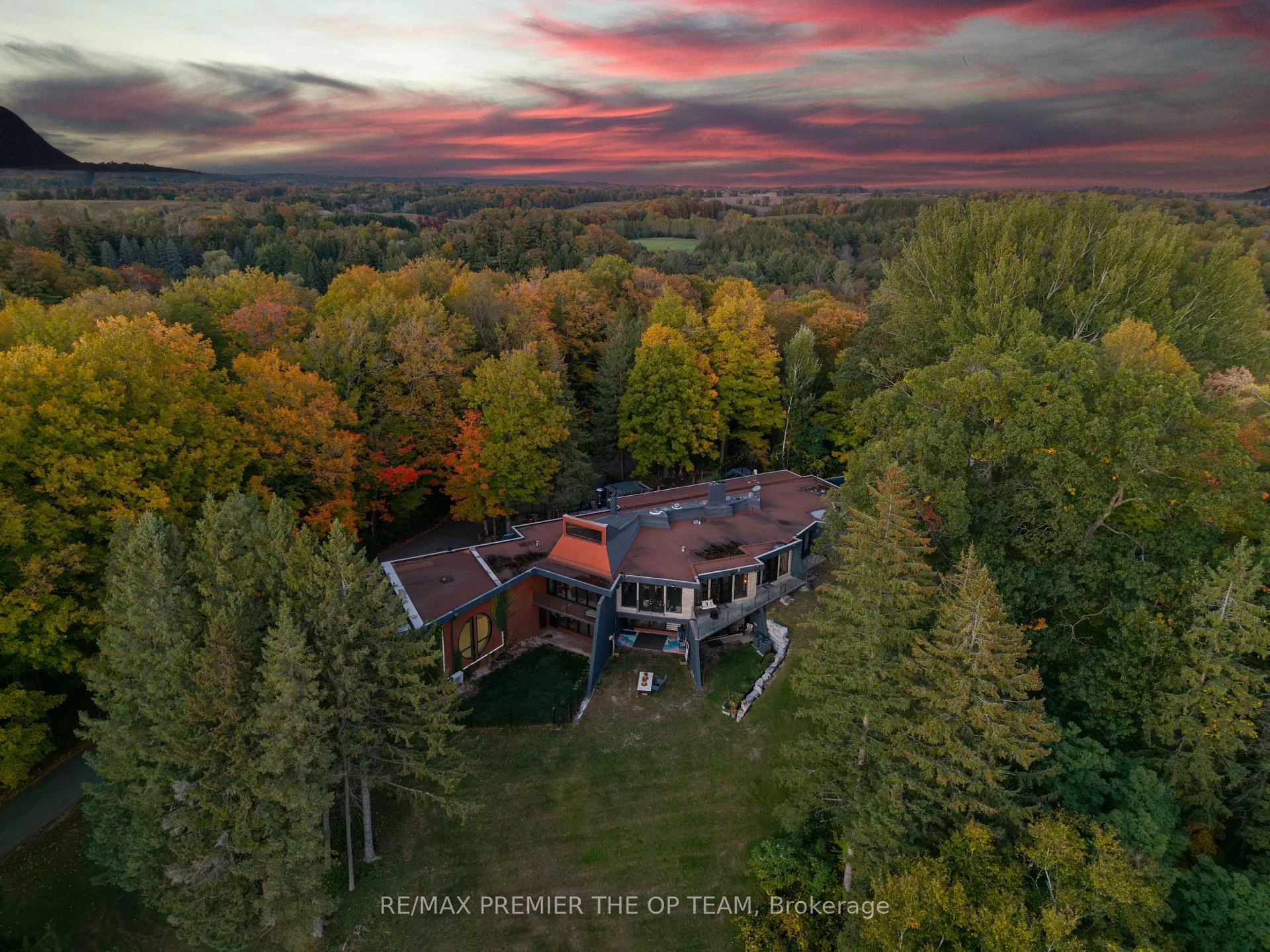 Photo 12 of 13280 7th Concession, King, Rural King — HOMEH