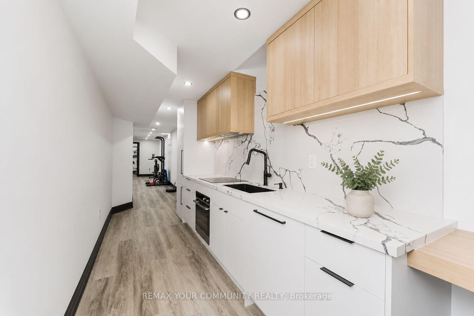 Photo 8 of 120 Hatton Garden Road, Vaughan, Vellore Village — HOMEH