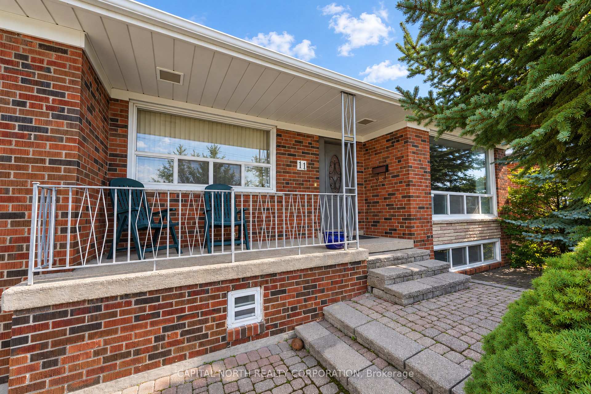 Photo 4 of 11 Erie Street, North York, Maple Leaf — HOMEH