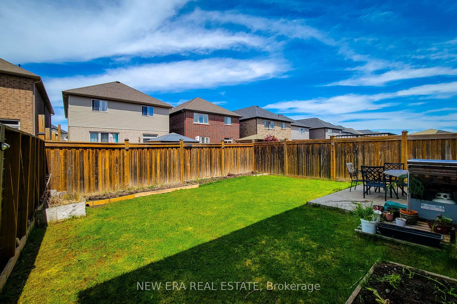 Photo 6 of 40 Fairgrounds Drive, Hamilton, Binbrook — HOMEH