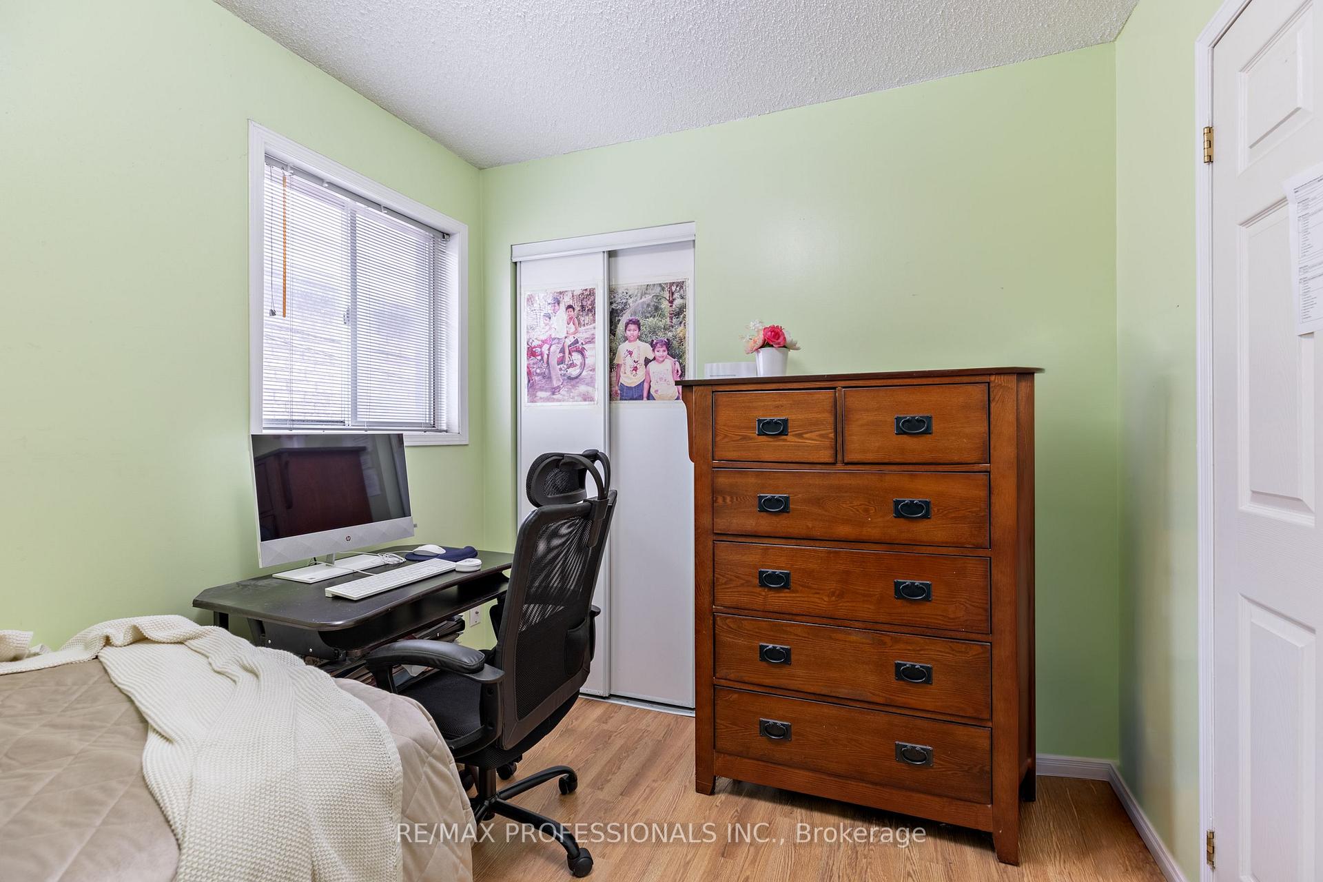 Photo 21 of 7 Mulock Avenue, Toronto, Junction Area — HOMEH