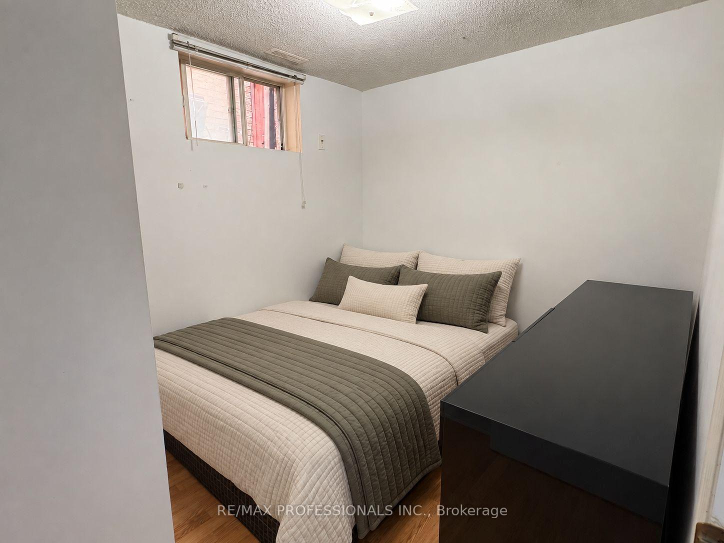 Photo 31 of 7 Mulock Avenue, Toronto, Junction Area — HOMEH