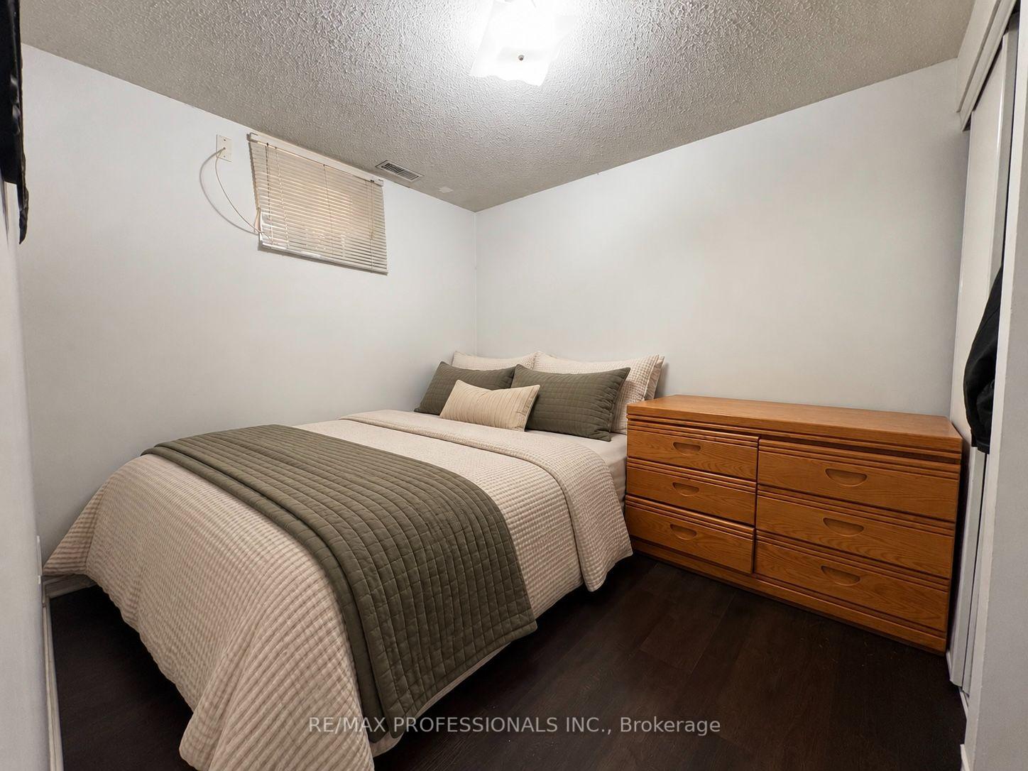 Photo 32 of 7 Mulock Avenue, Toronto, Junction Area — HOMEH
