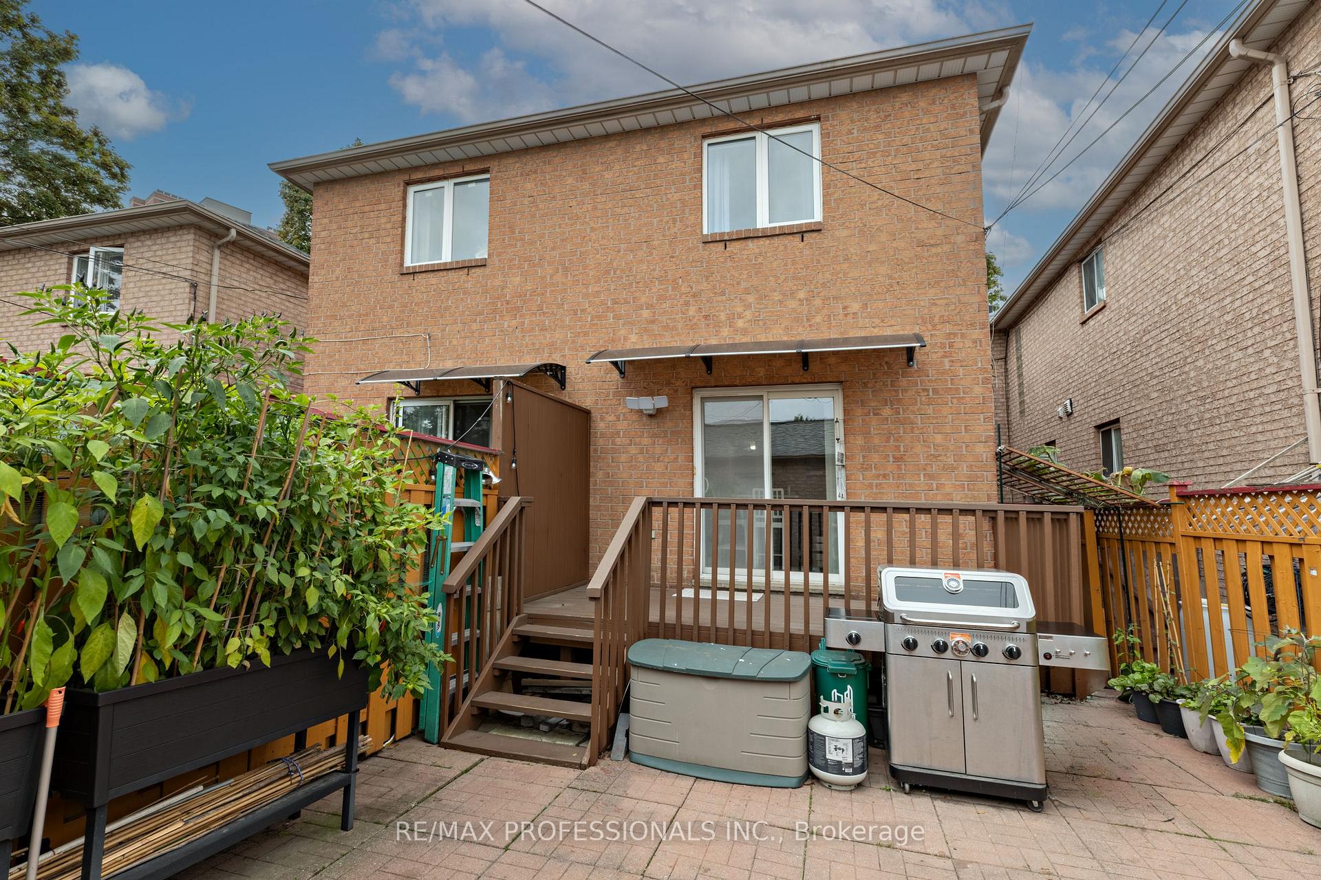 Photo 36 of 7 Mulock Avenue, Toronto, Junction Area — HOMEH