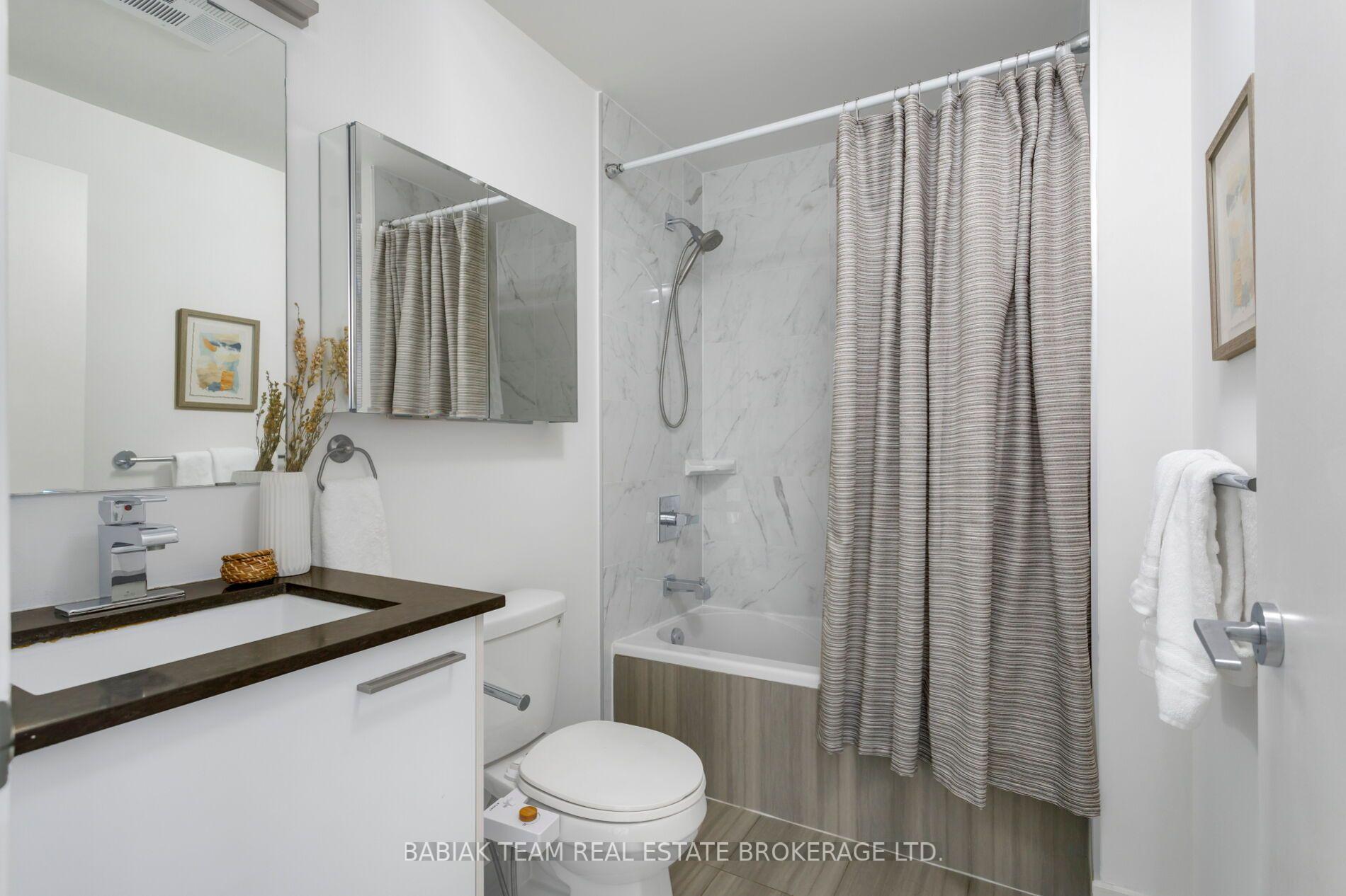 Photo 24 of Unit 703, 2 Gladstone Avenue, Toronto, Little Portugal — HOMEH